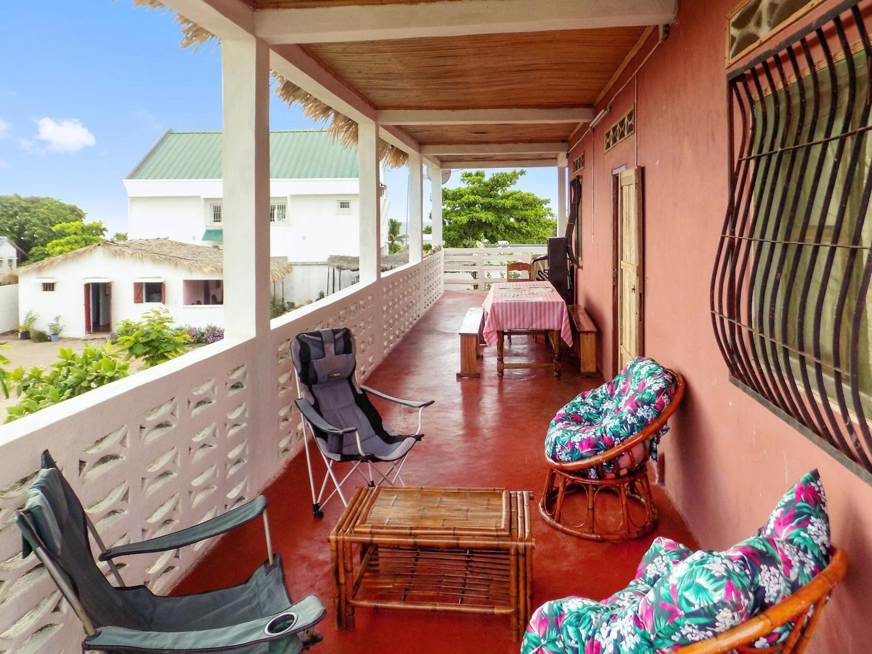 Sea view apartment in Majunga 90 m² Beautiful terrace view 3