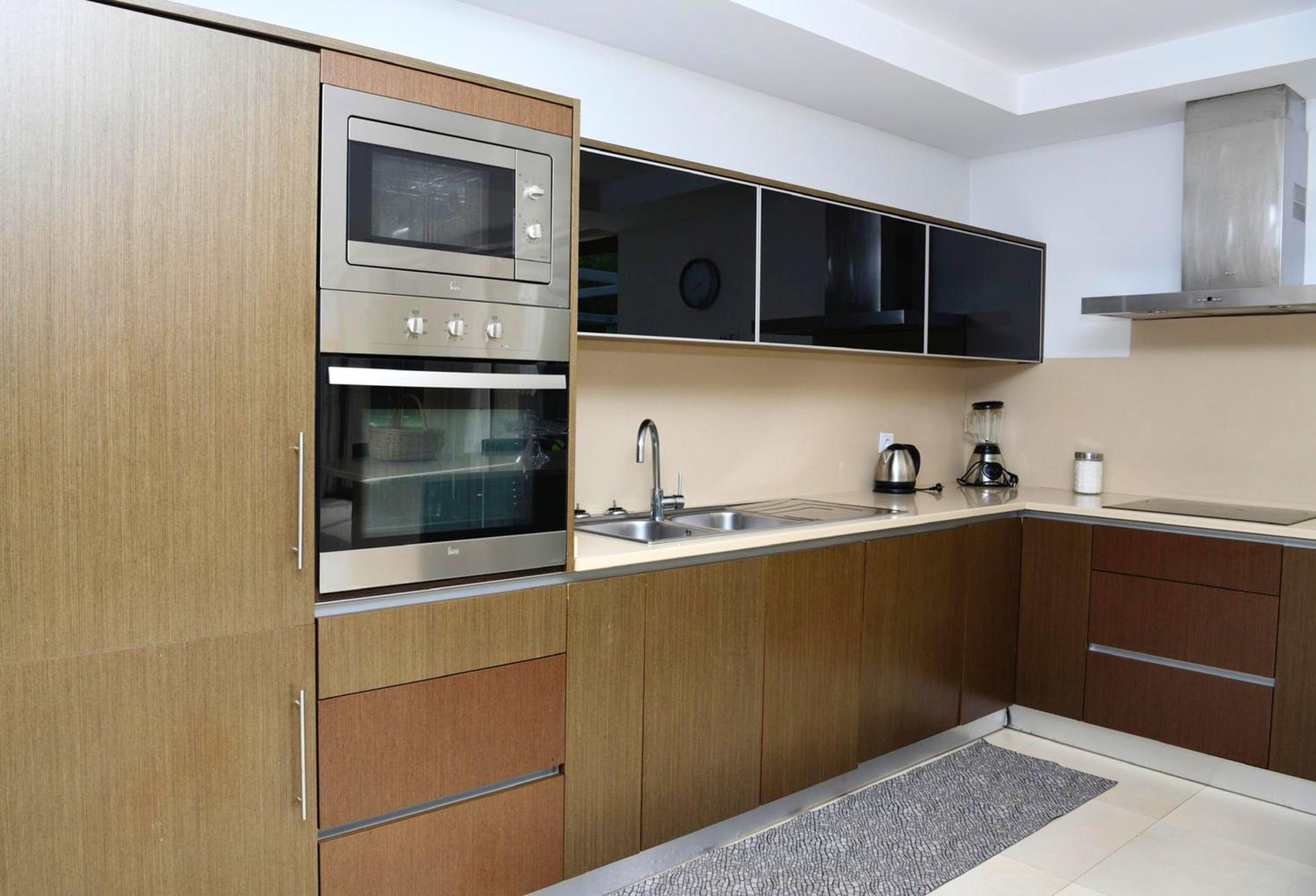 "Spacious villa in Caniçada with year-round private pool" view 4