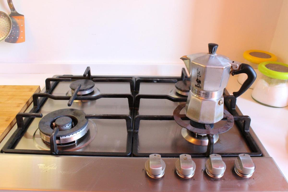 2 bedrooms appartement with city view furnished balcony and wifi at Napoli 4 km away from the beach