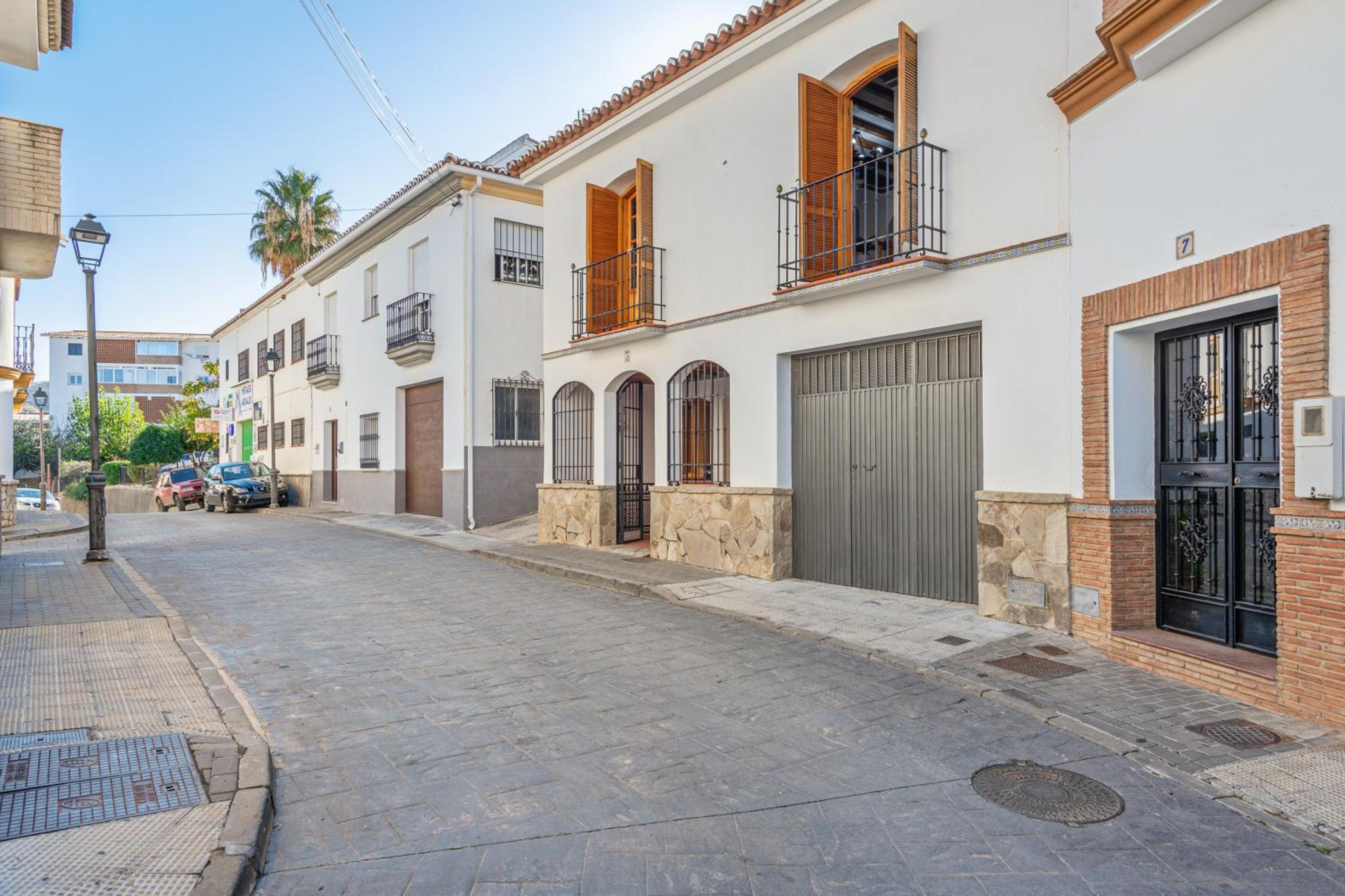 Comfortable house in Ardales with fireplace