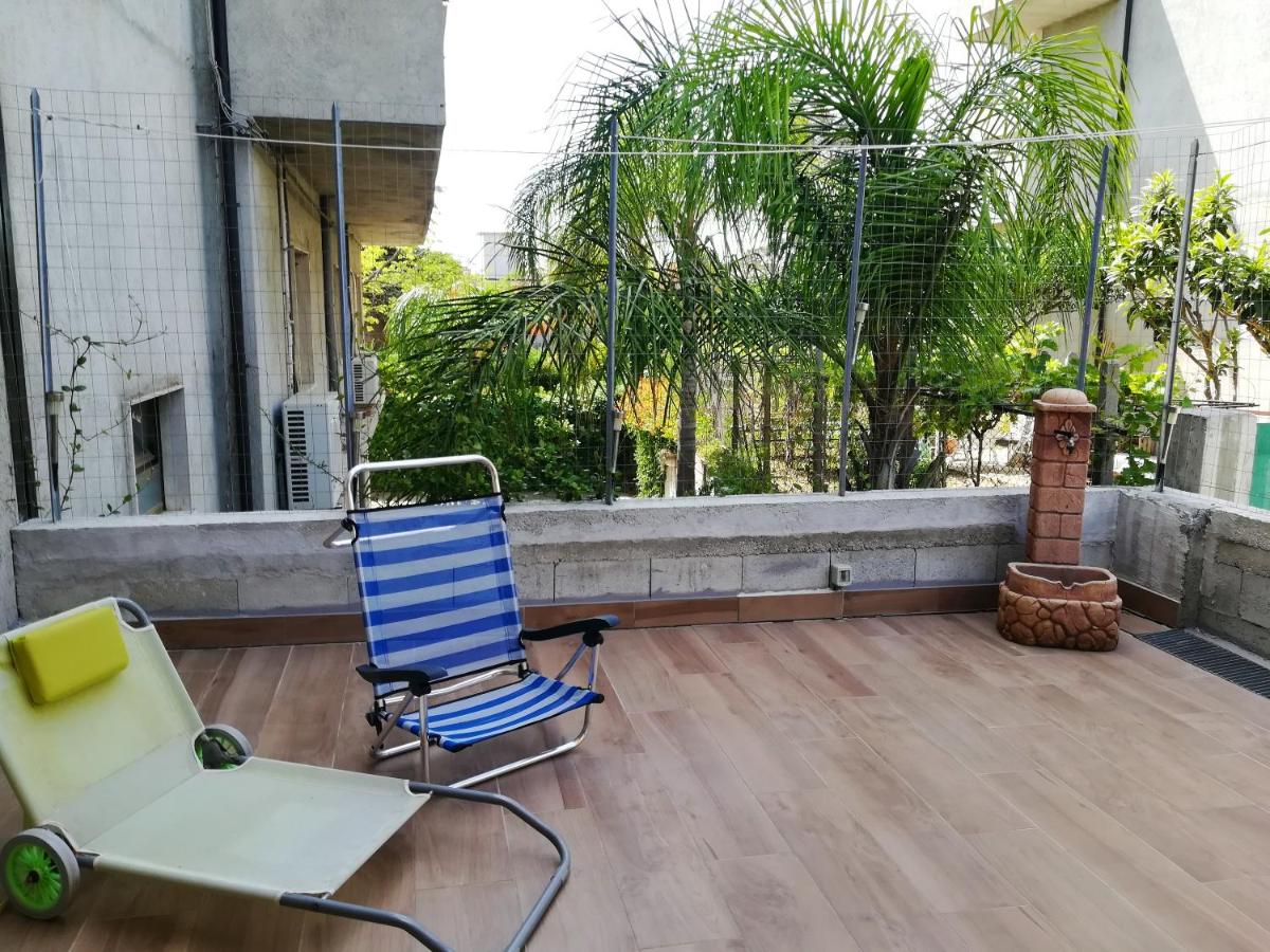 3 bedrooms appartement at Marina di Gioiosa Ionica 700 m away from the beach with furnished terrace