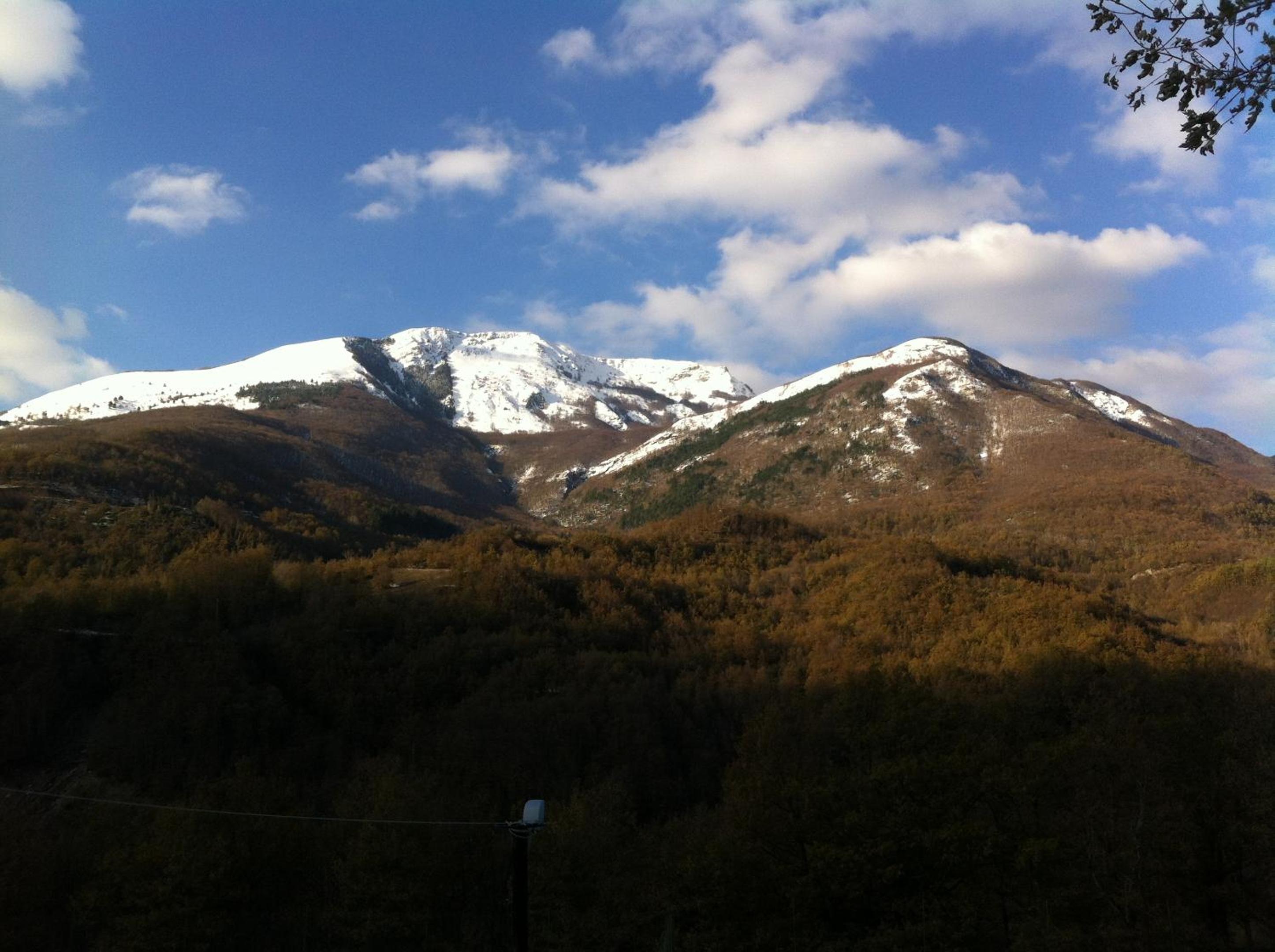 Comfortable Chalet in Giarola with Mountain View view 2