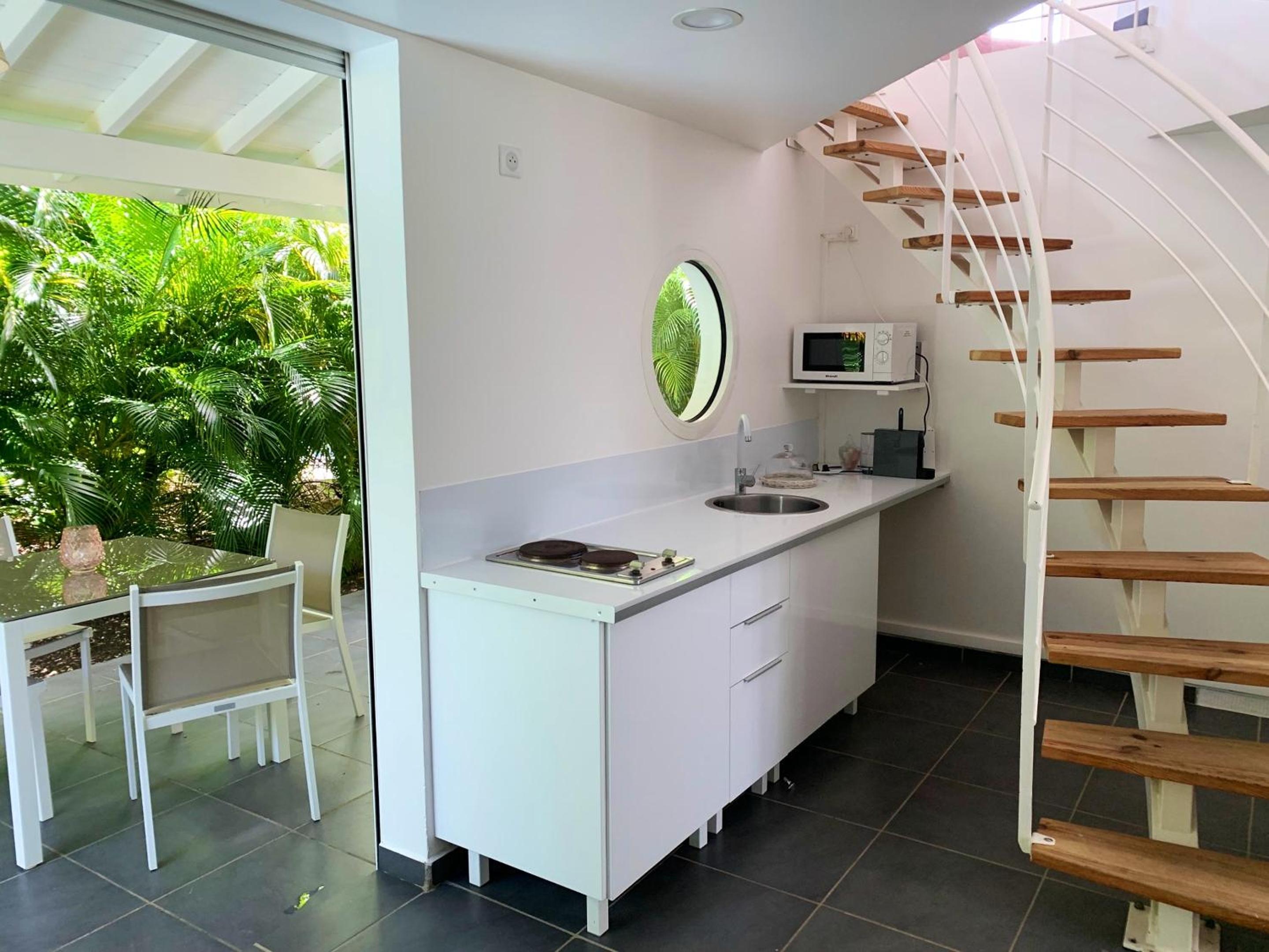 Appartement confortable au Moule, 60 m², vue piscine view 2