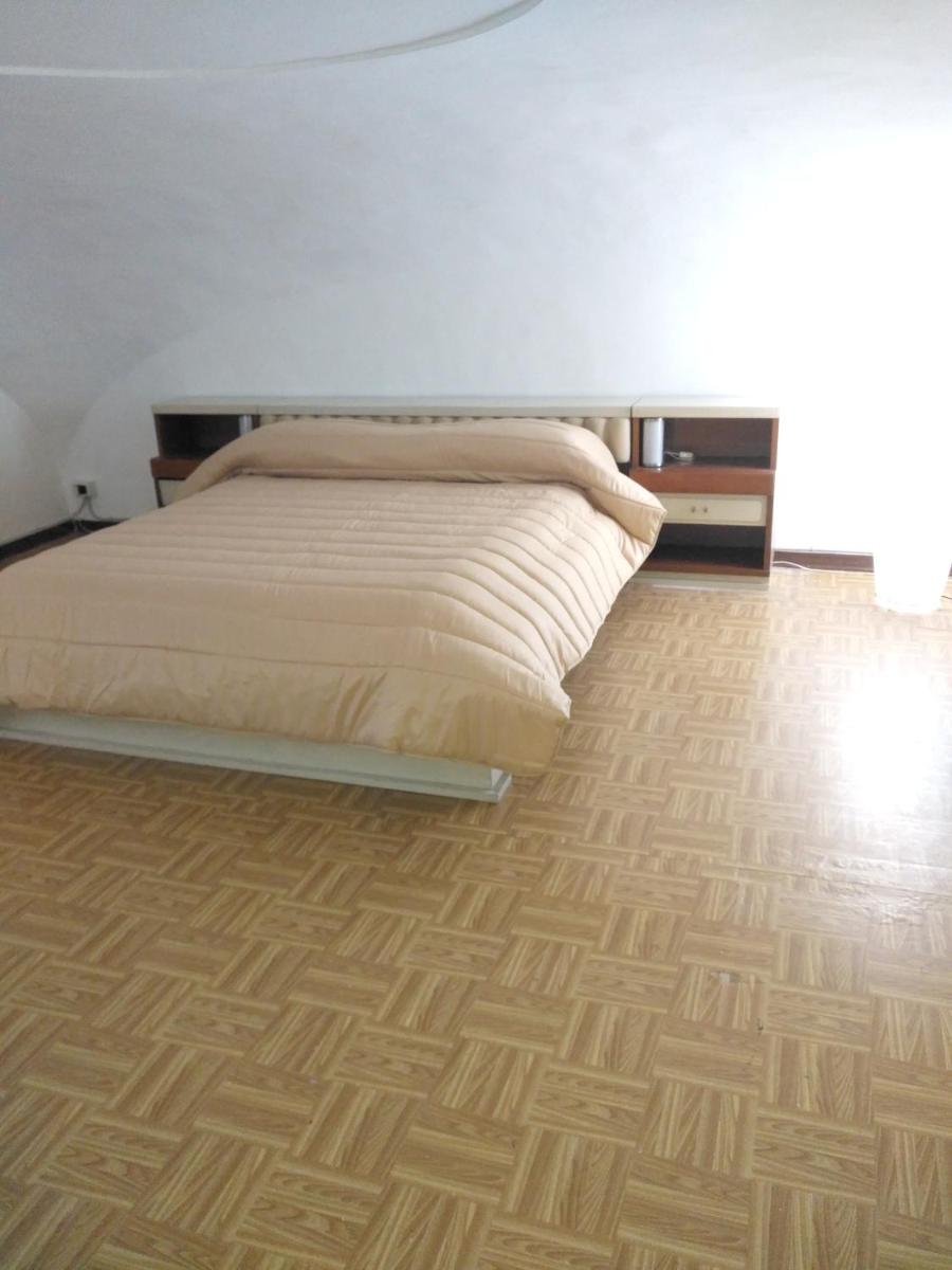 2 bedrooms house with furnished terrace and wifi at Pompei 8 km away from the beach