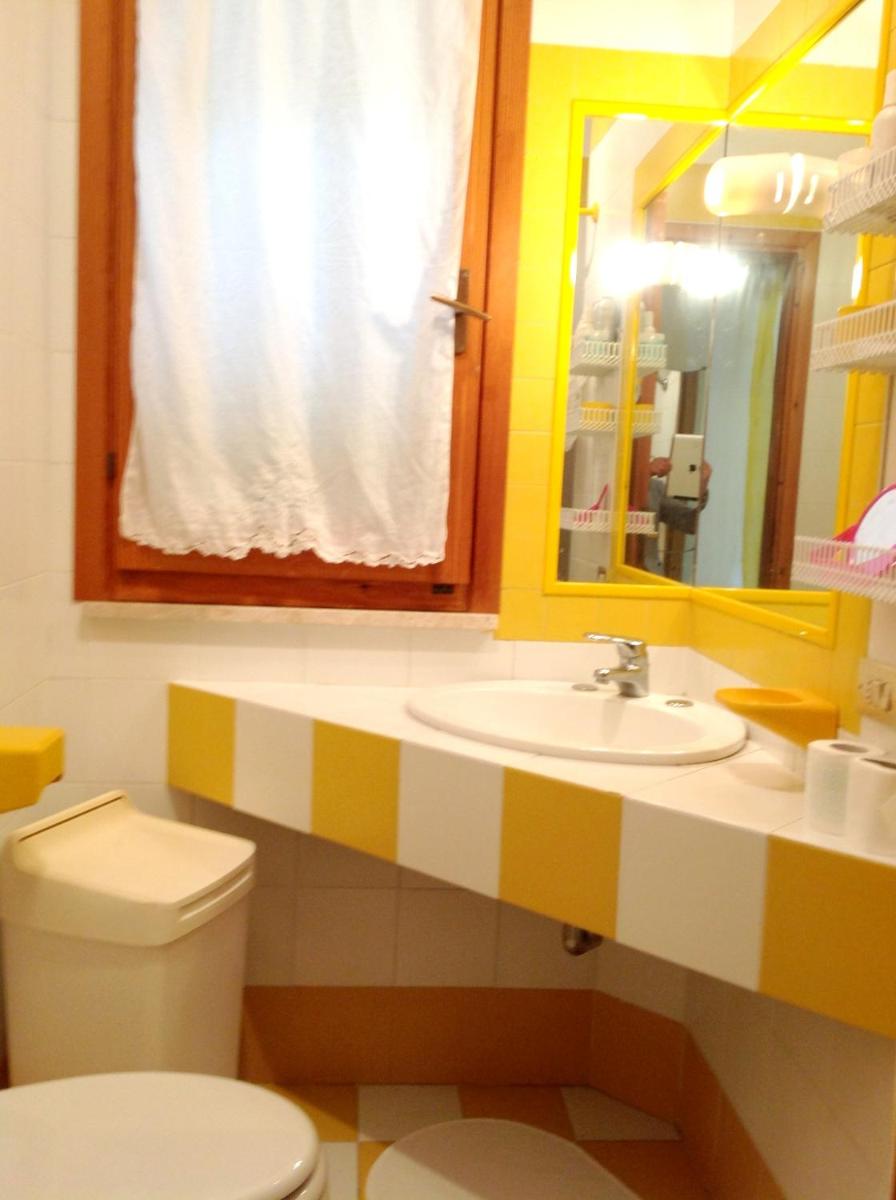 One bedroom appartement at Calasetta 50 m away from the beach with furnished terrace