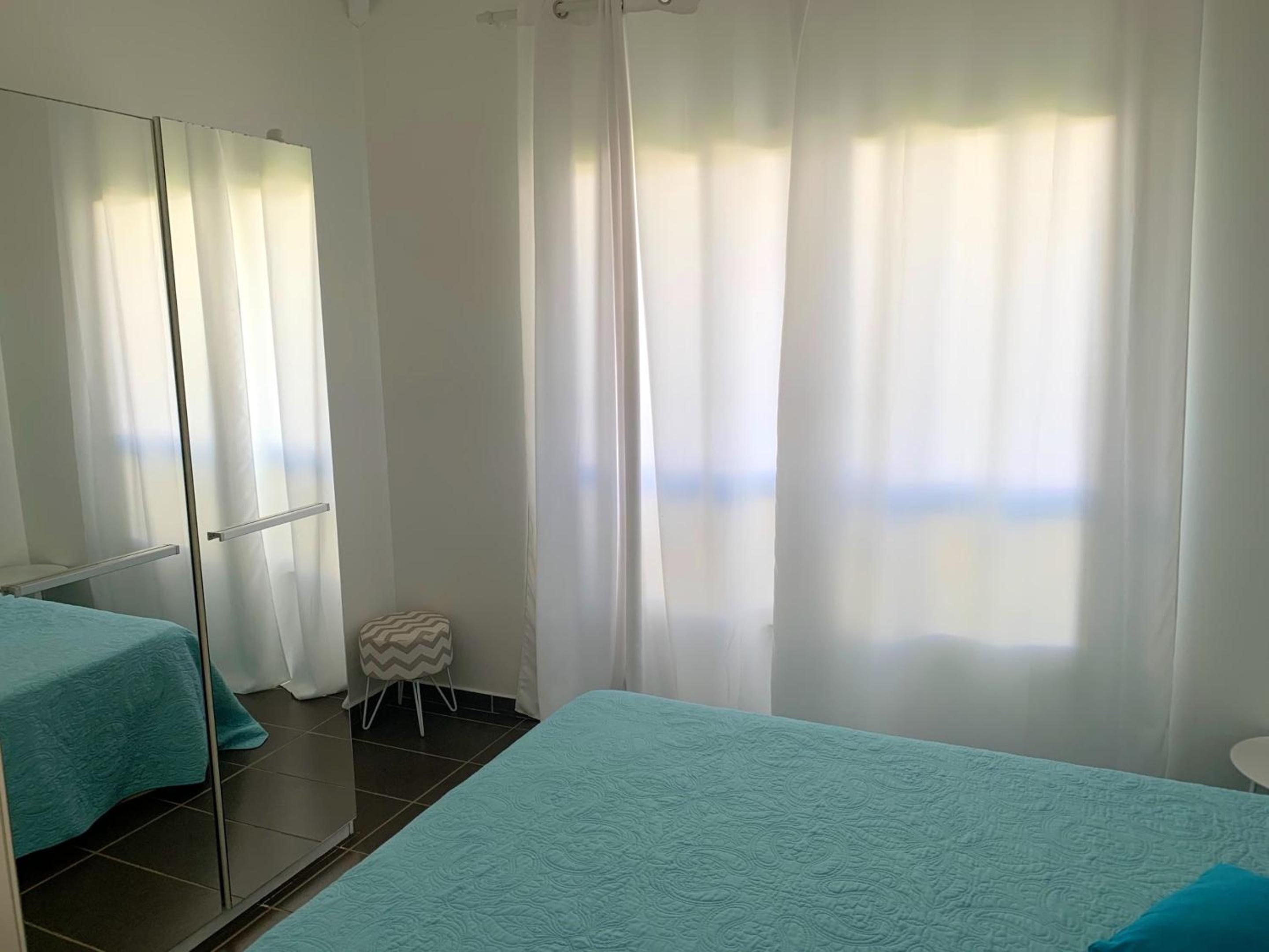 Appartement charmant Le Moule + piscine