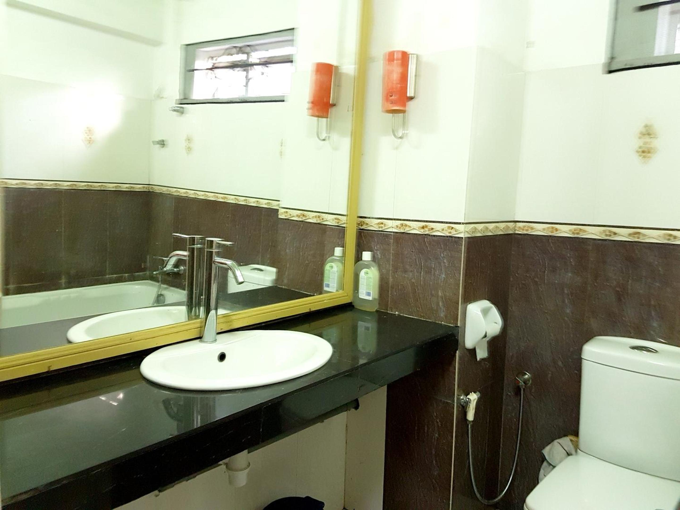 Spacious Apartment Trou aux Biches