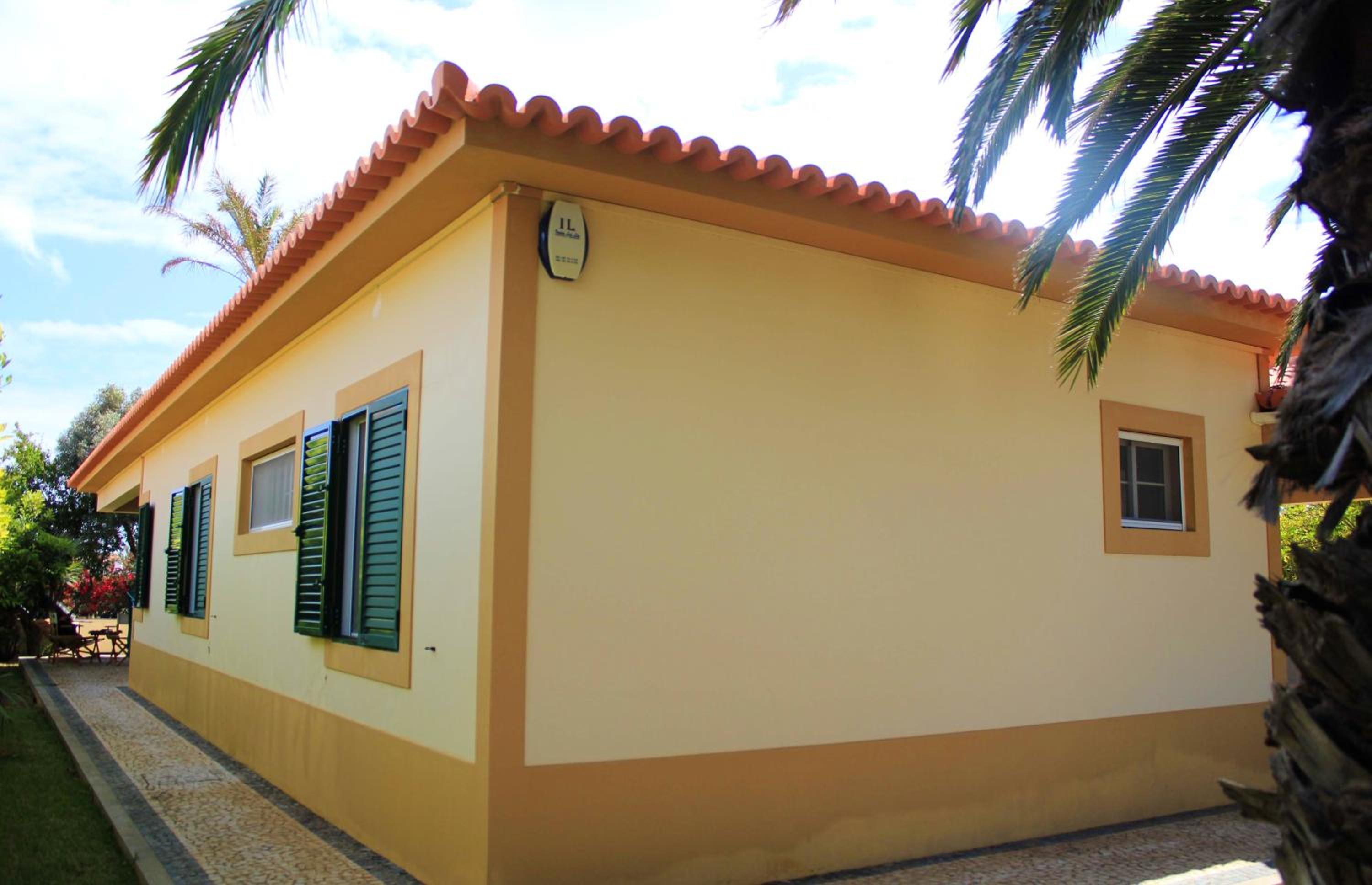 Welcoming House with Mountain View in Porto Santo view 5