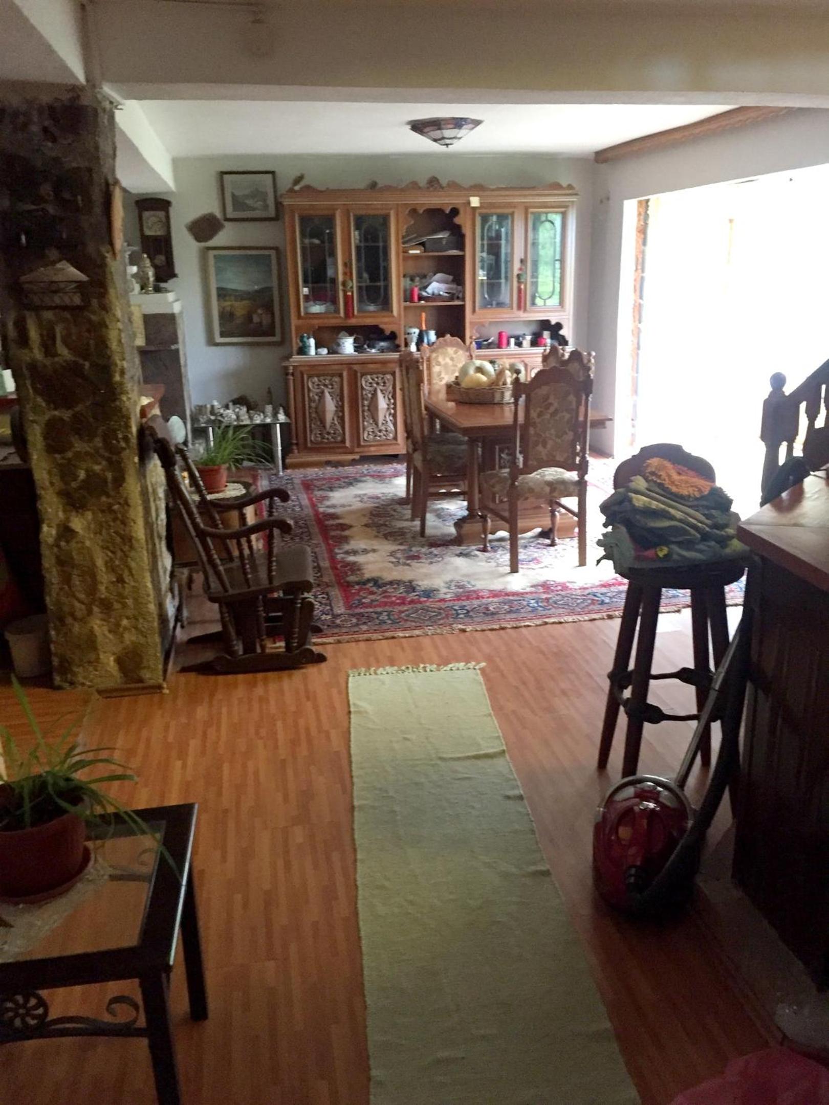 Spacious and Charming House in Vozuća with Large Garden