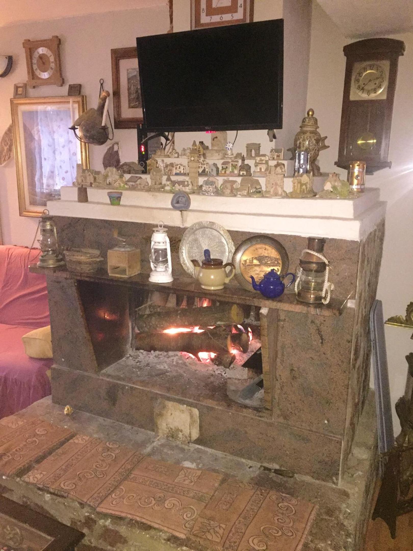 Spacious and Charming House in Vozuća with Large Garden