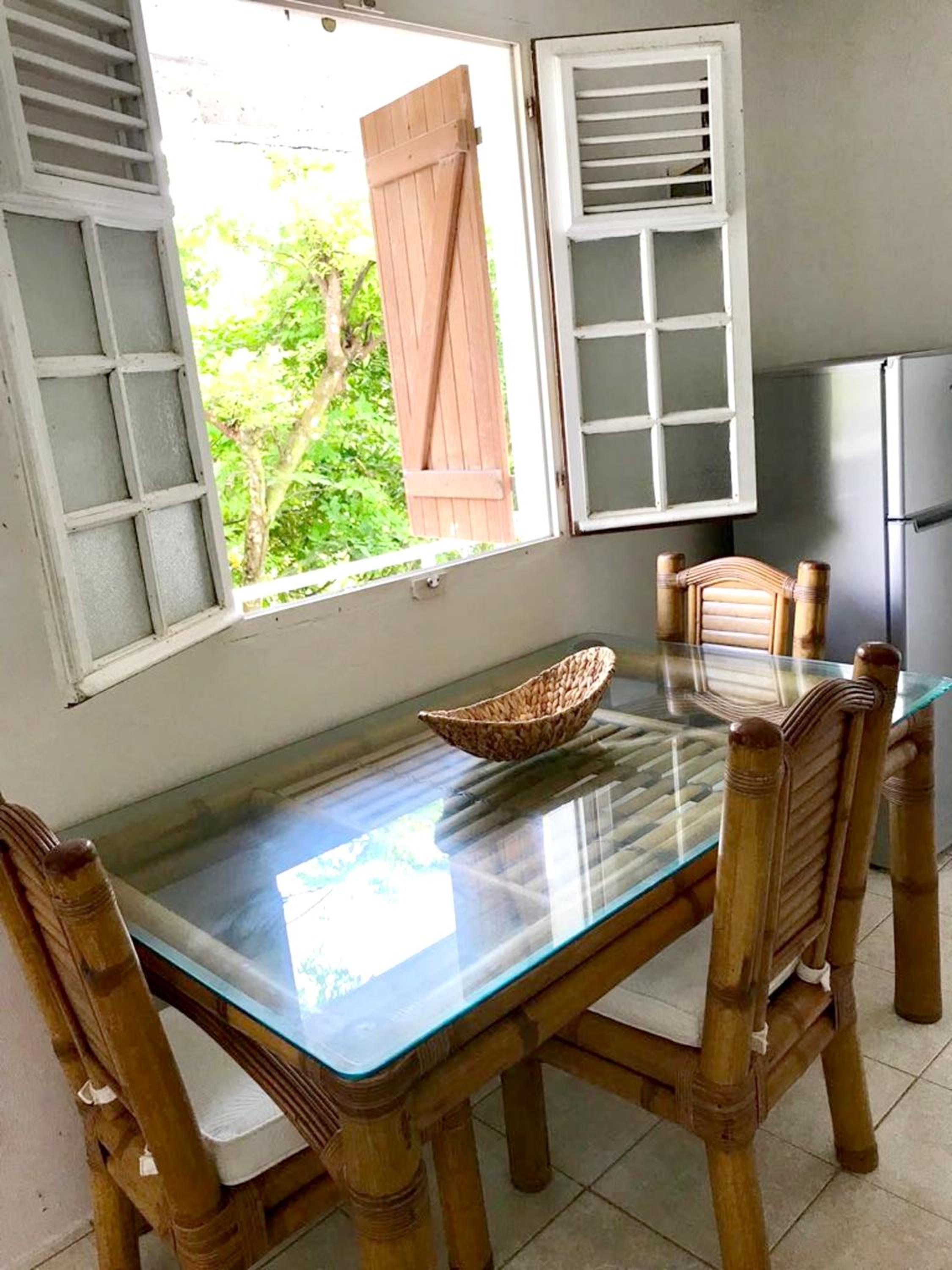 Maison cosy a Le Robert avec vue imprenable sur la montagne view 5