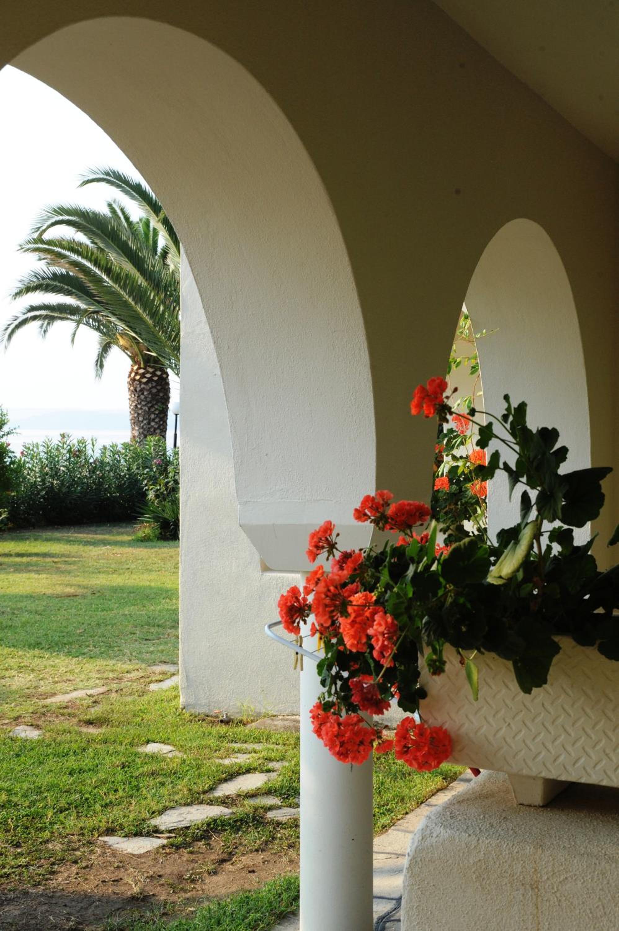 Assa Maris Beach Hotel