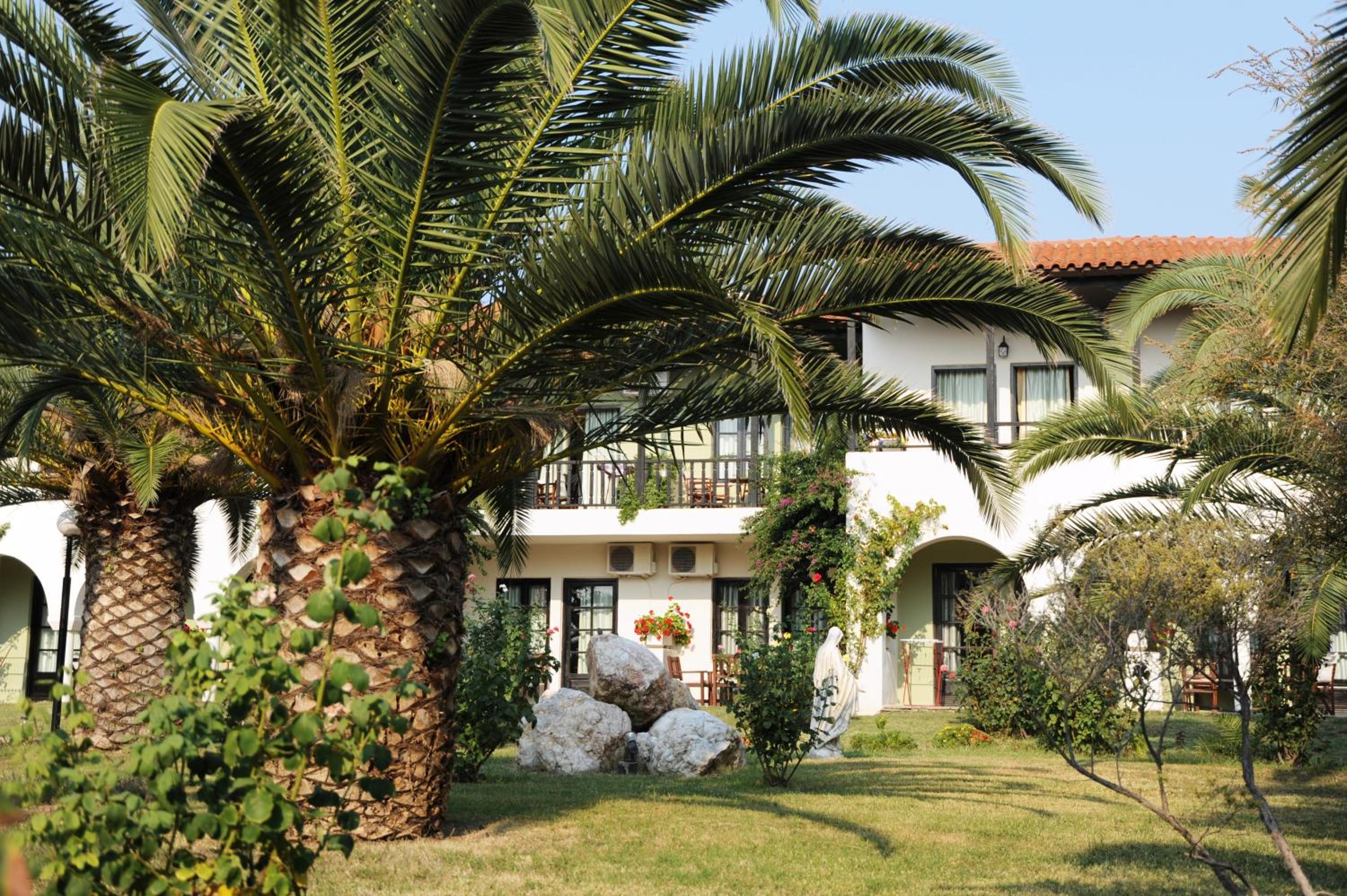 Assa Maris Beach Hotel