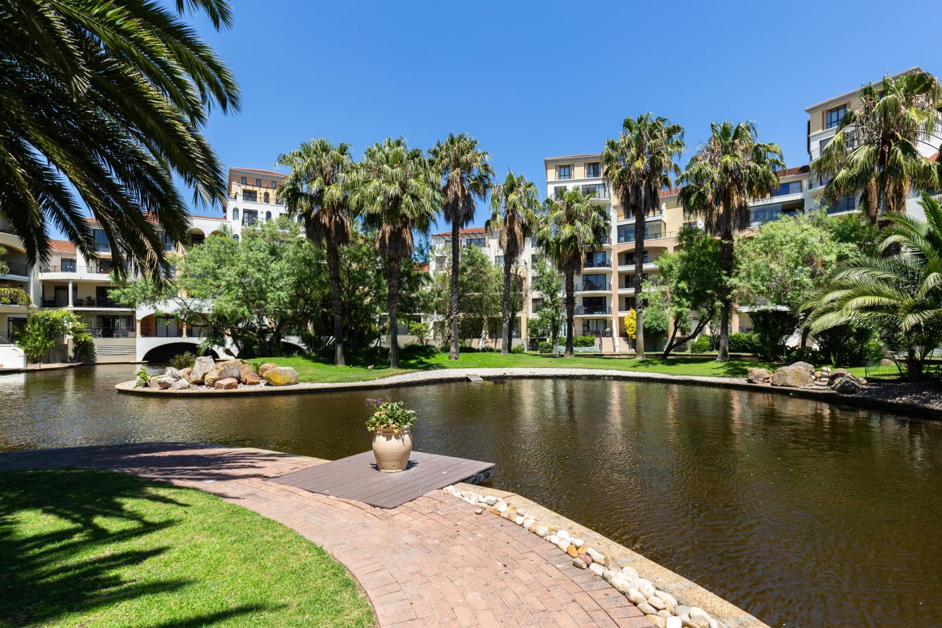 Island Club LA302N by CTHA