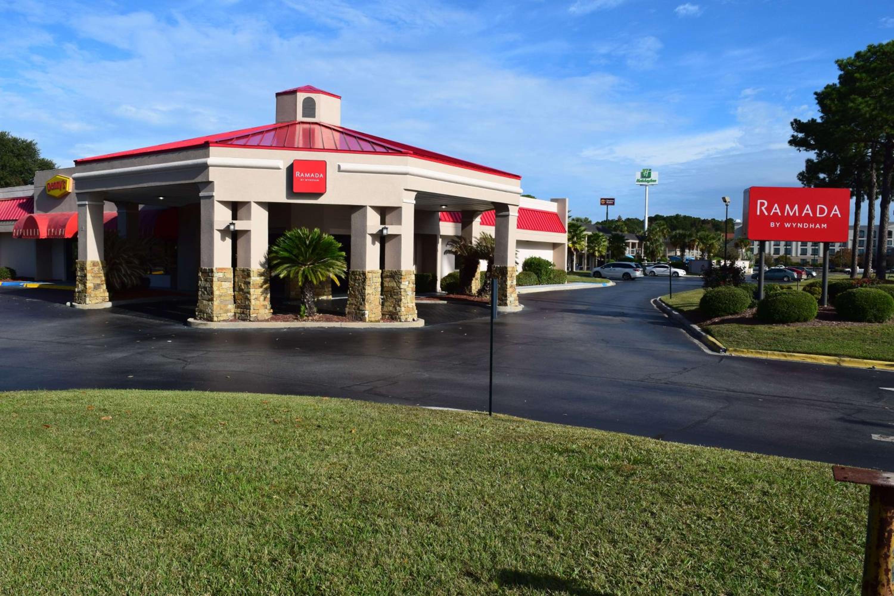Ramada by Wyndham Savannah Gateway, Foto 19