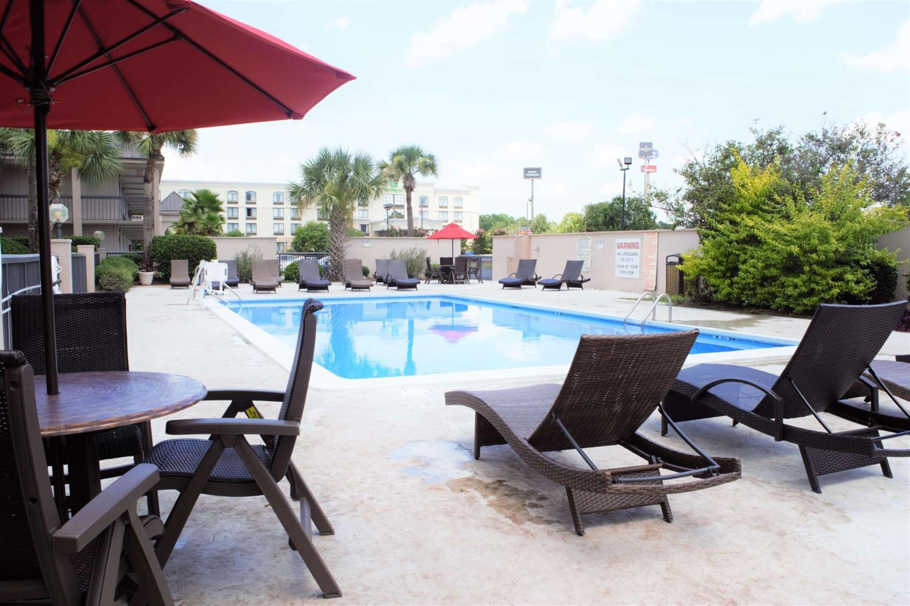 Ramada by Wyndham Savannah Gateway, Foto 9