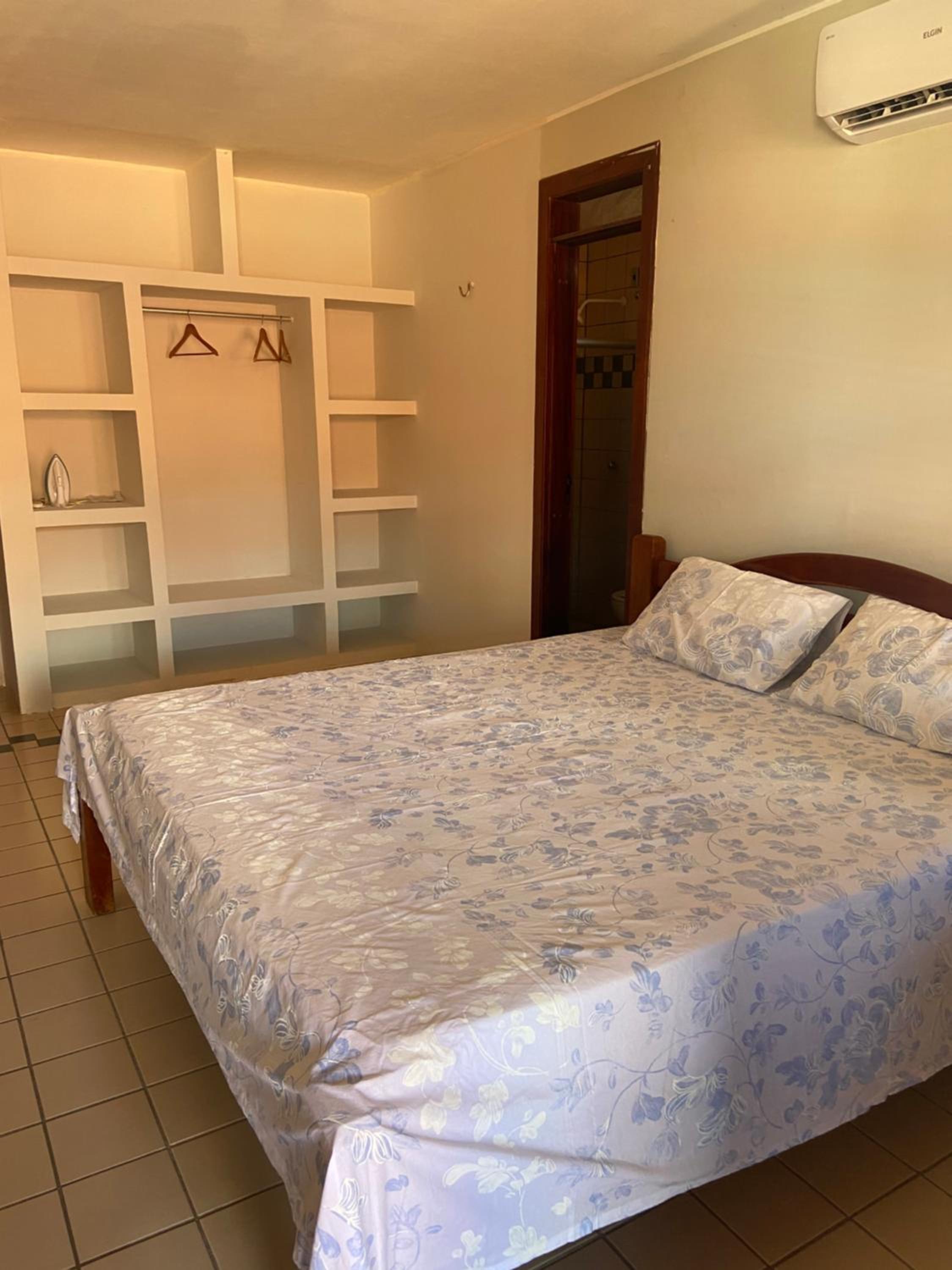 Linda casa Porto das Dunas: 4 suítes, churrasqueira e piscina