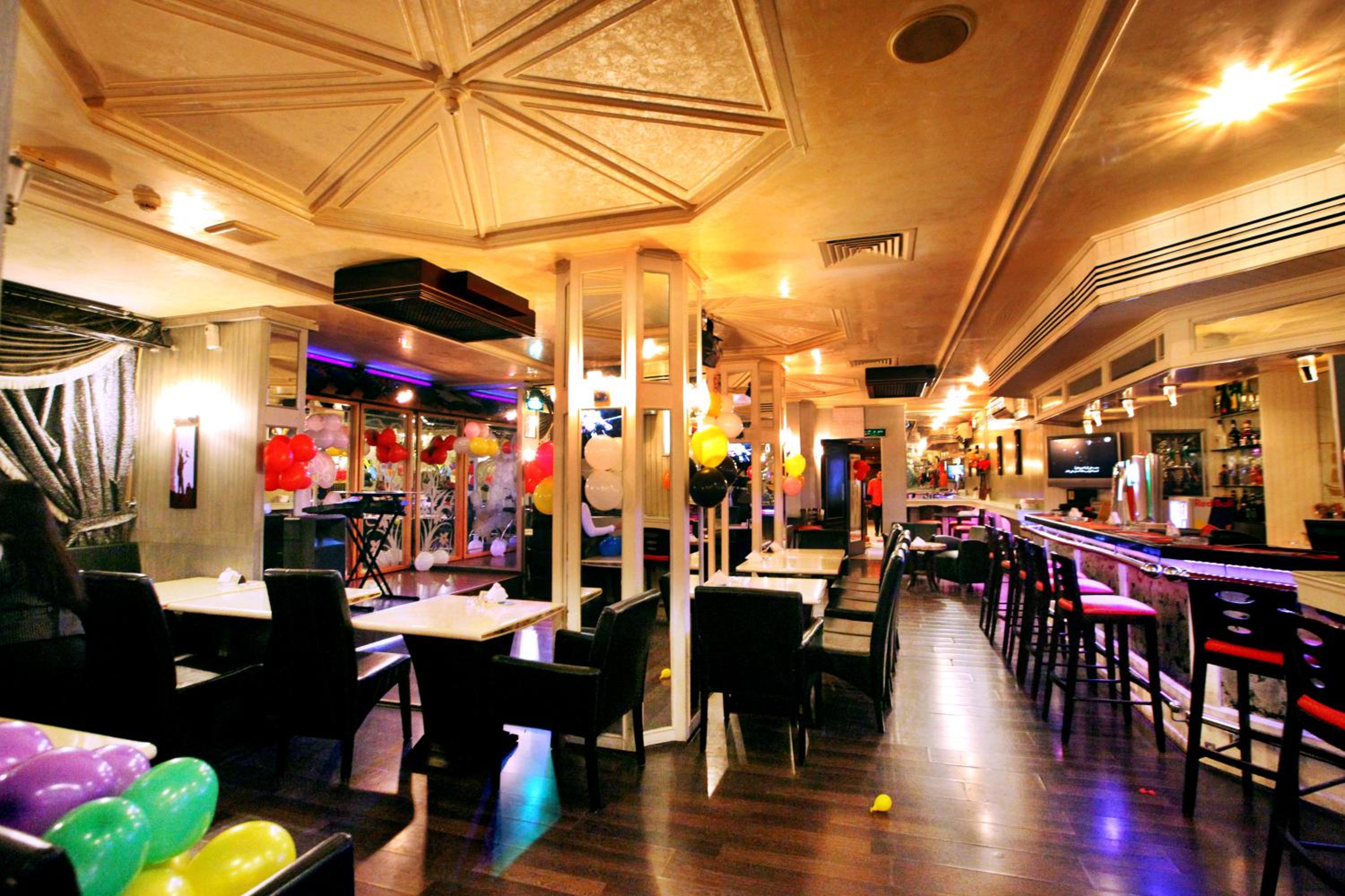 restaurant