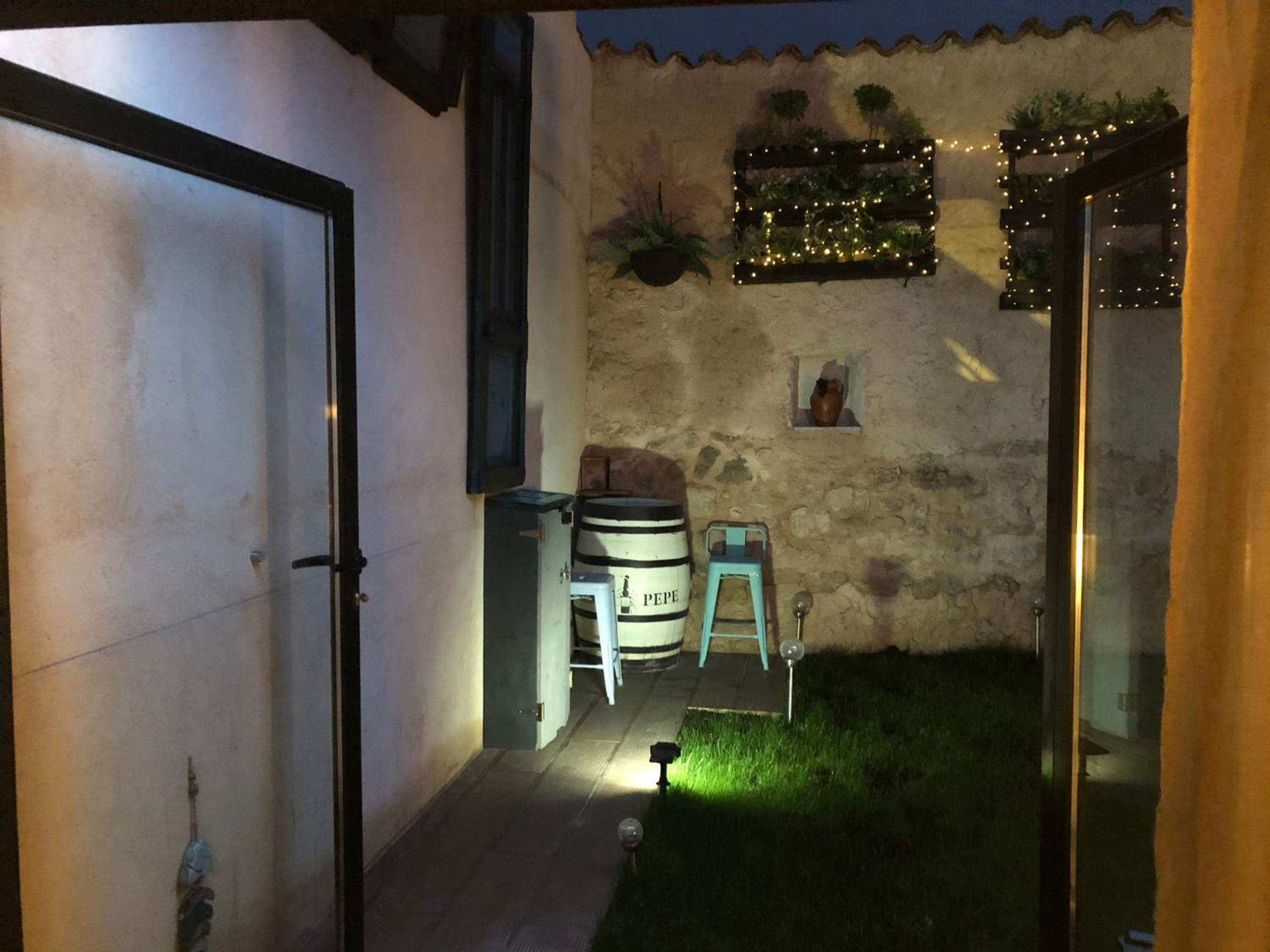 Casa Rural Atelier - Jardin y terraza view 2