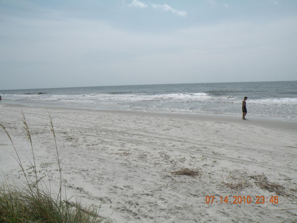 105 Beckenham 2 BR Port Royal Beach view 2