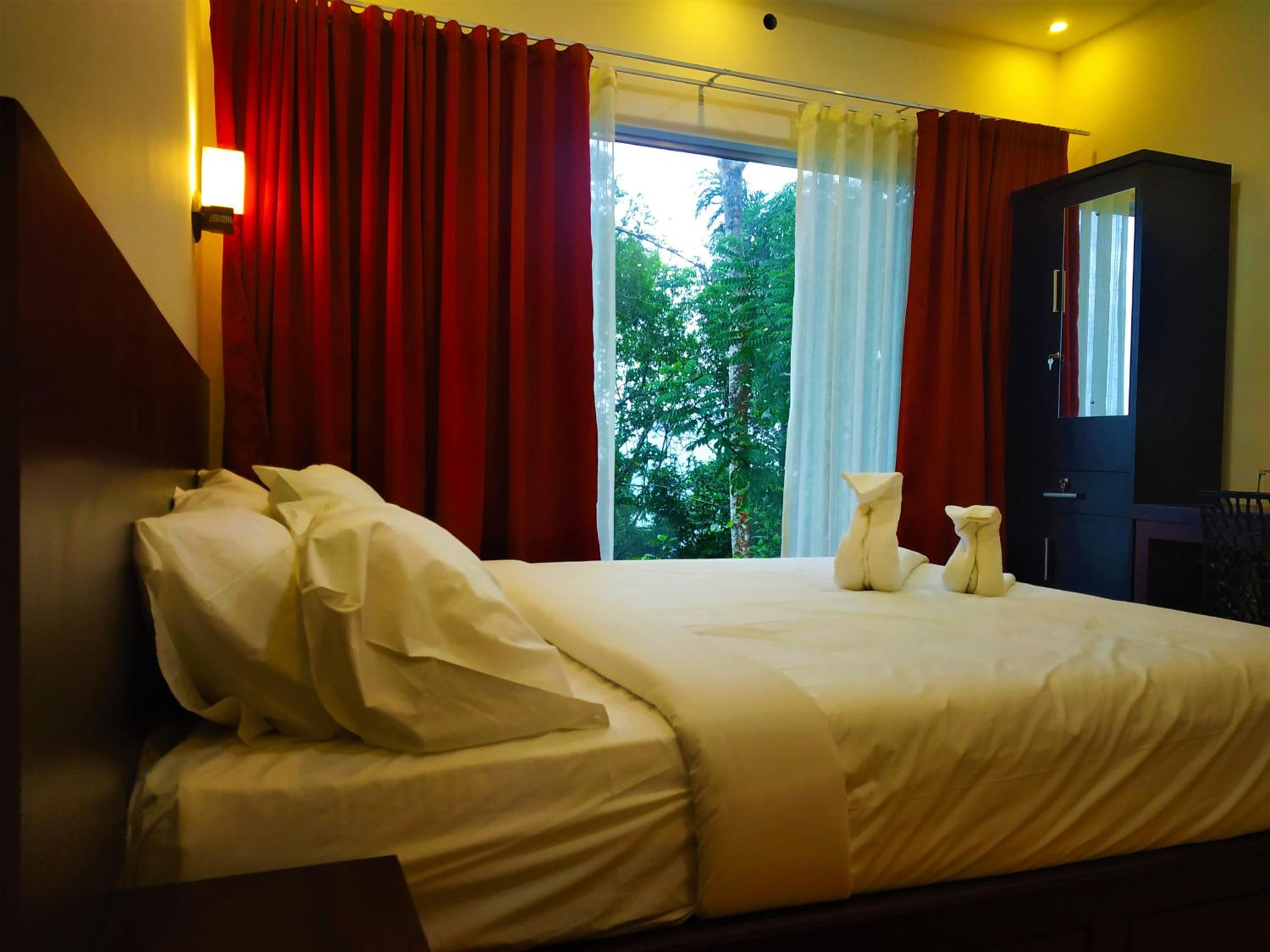 Peakaavu Cottages view 5