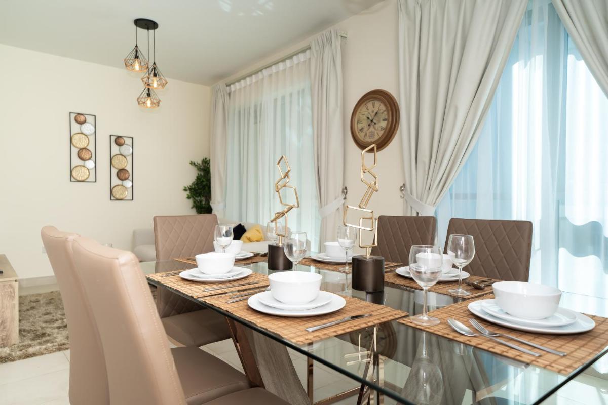 HiGuests - Dazzling Apt With Panoramic View Near Burj Khalifa