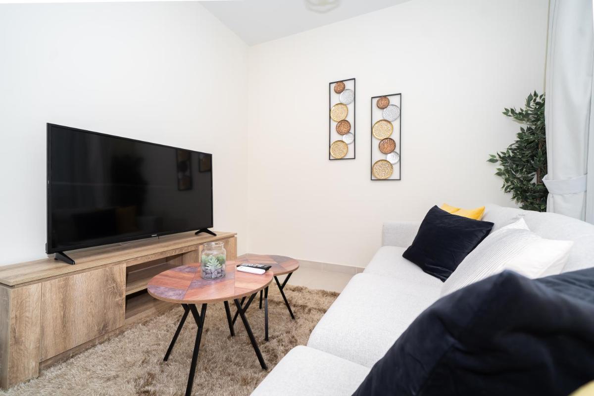 HiGuests - Dazzling Apt With Panoramic View Near Burj Khalifa