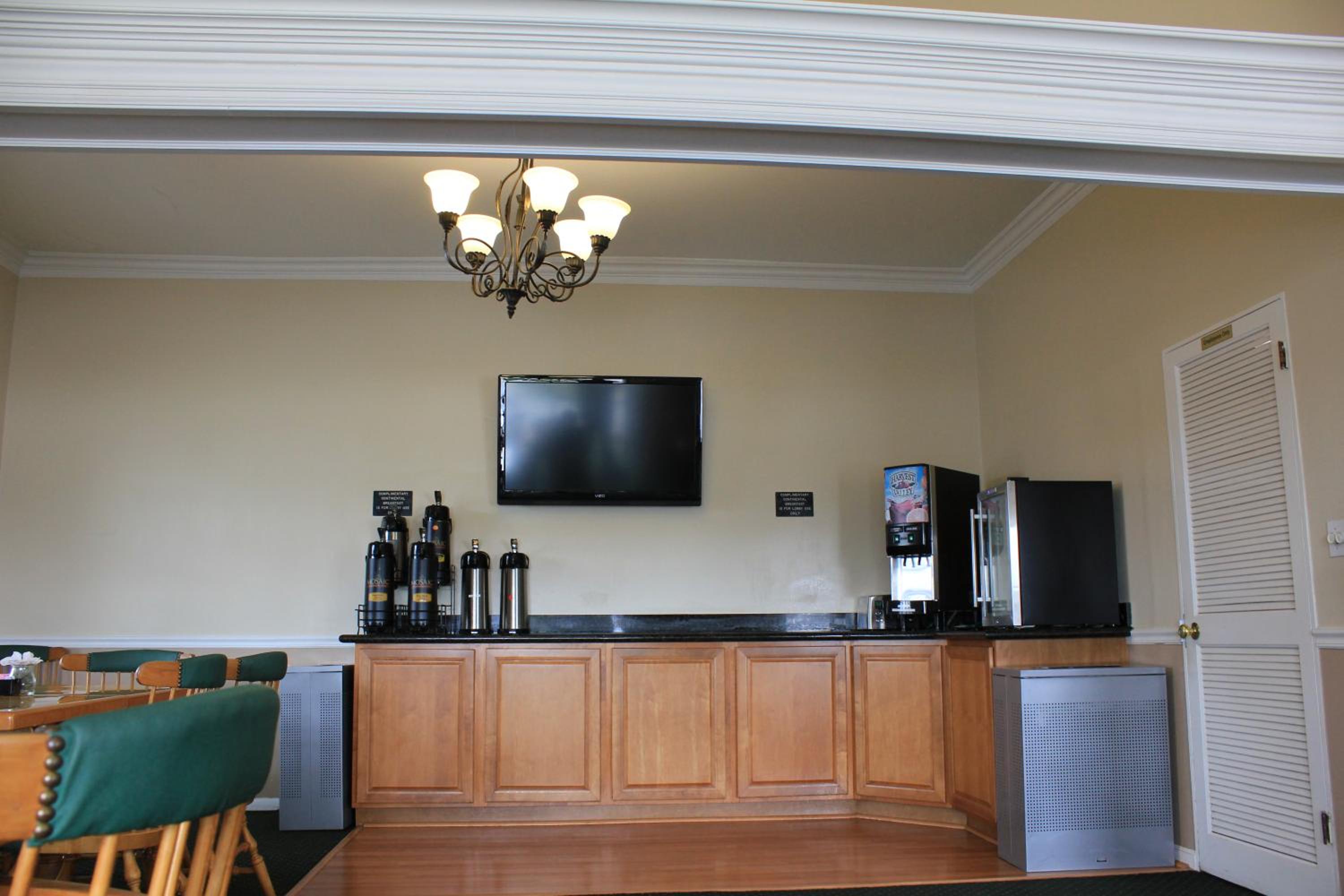 Alpine Inn & Suites Rockford, 사진 15