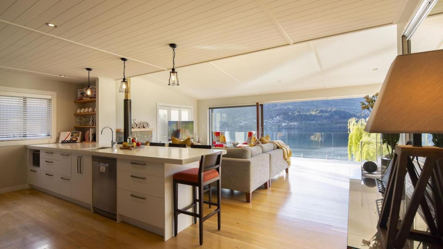 Kohanga Luxury Lakeside Villa by Amazing Accom view 3