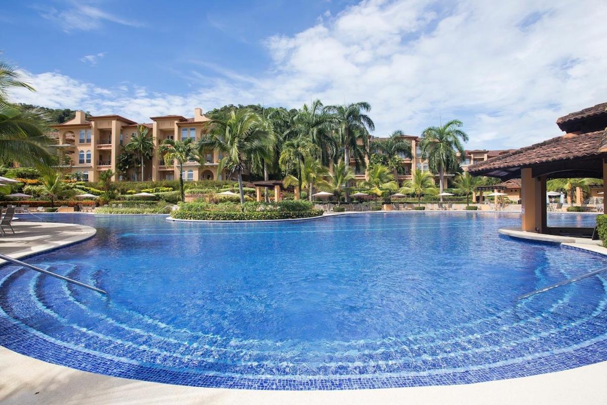 Ocean View Condo in Los Sueños
