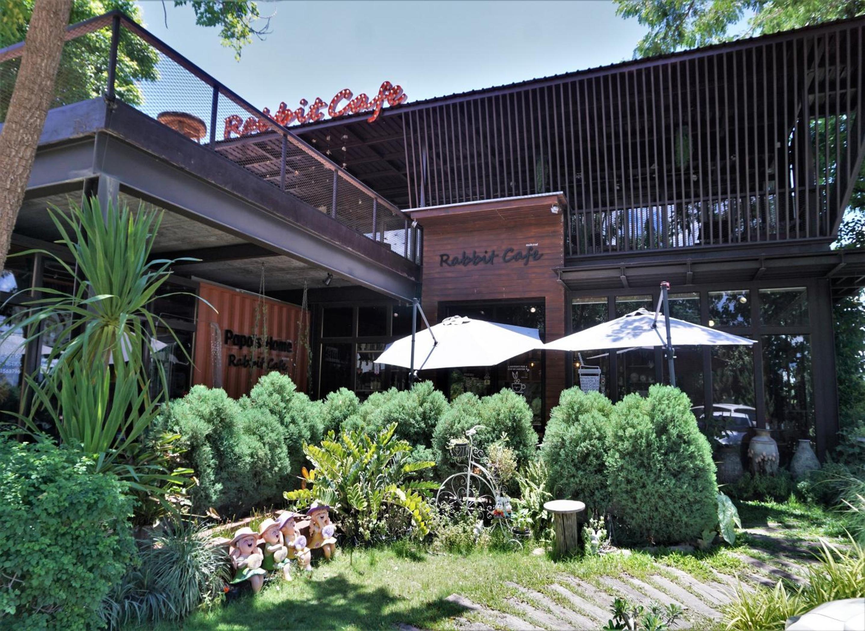 Papa's Home And Rabbit Café