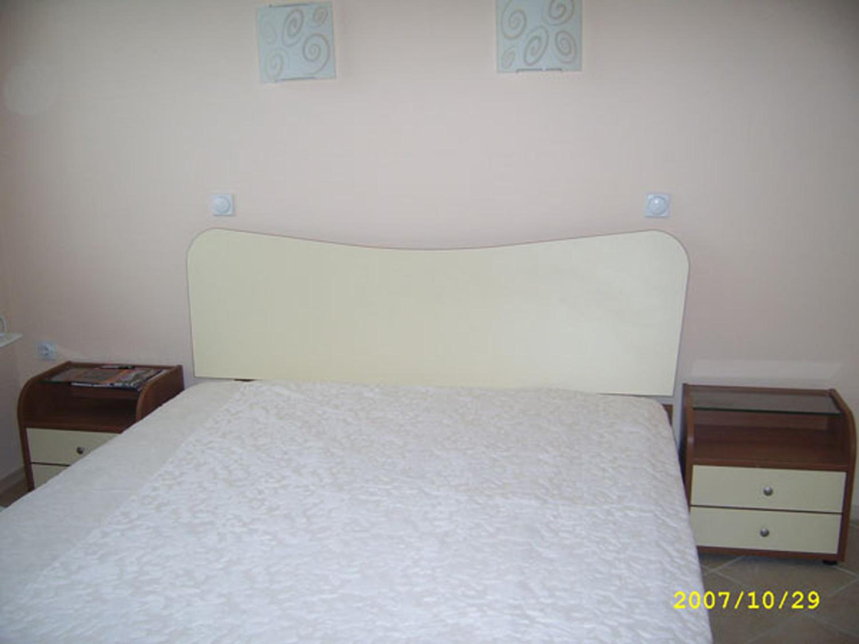 Apartments Bravo 1-Vichevi