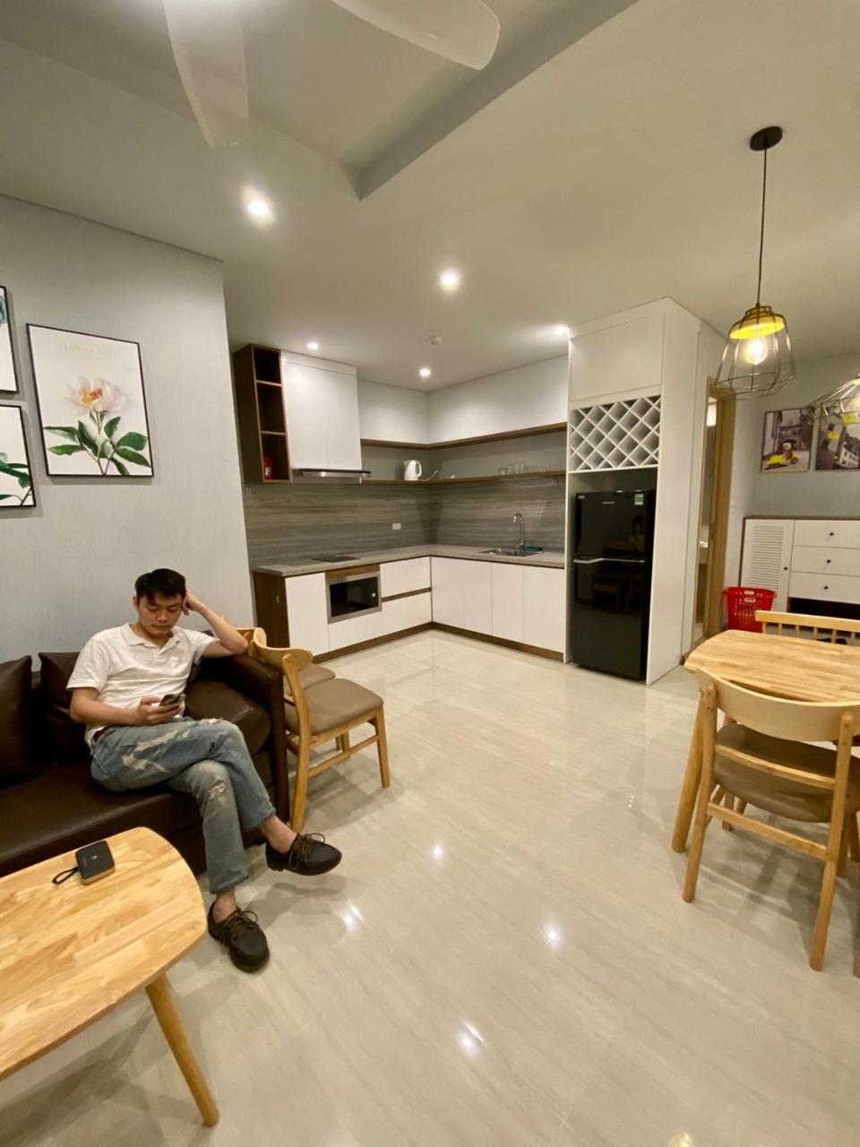 Khánh Phong Homestay Greenbay Garden Hạ Long view 3