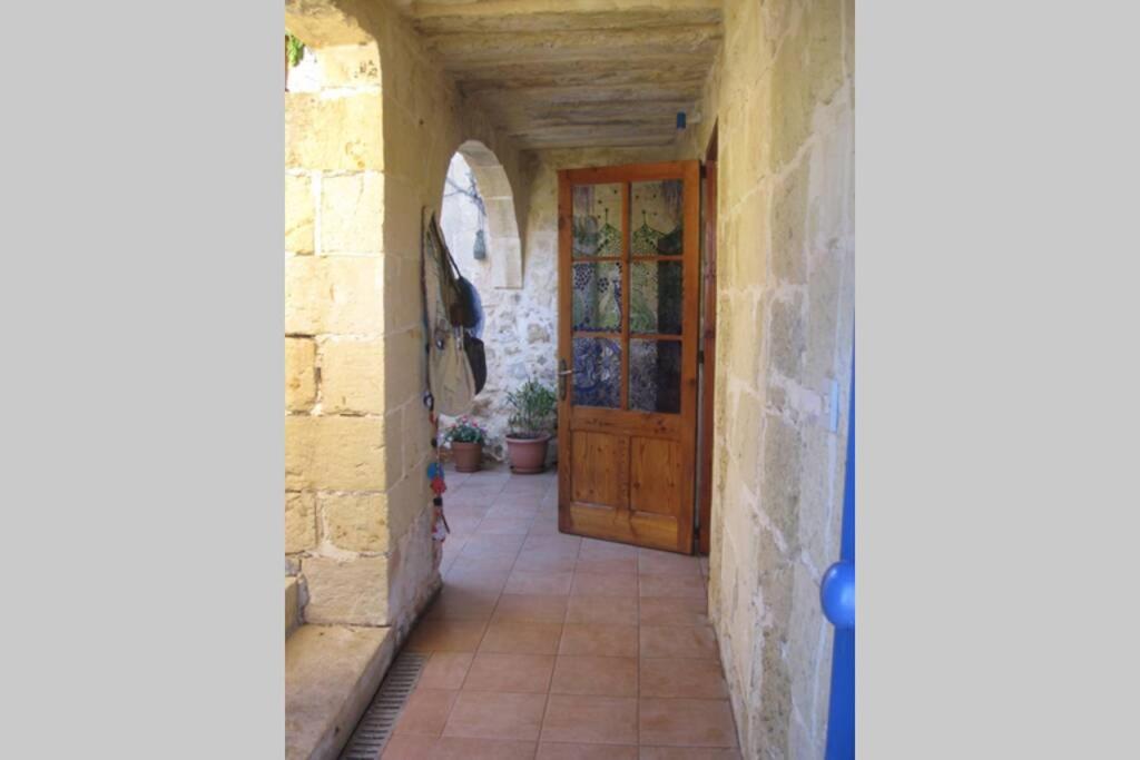 Photo 46