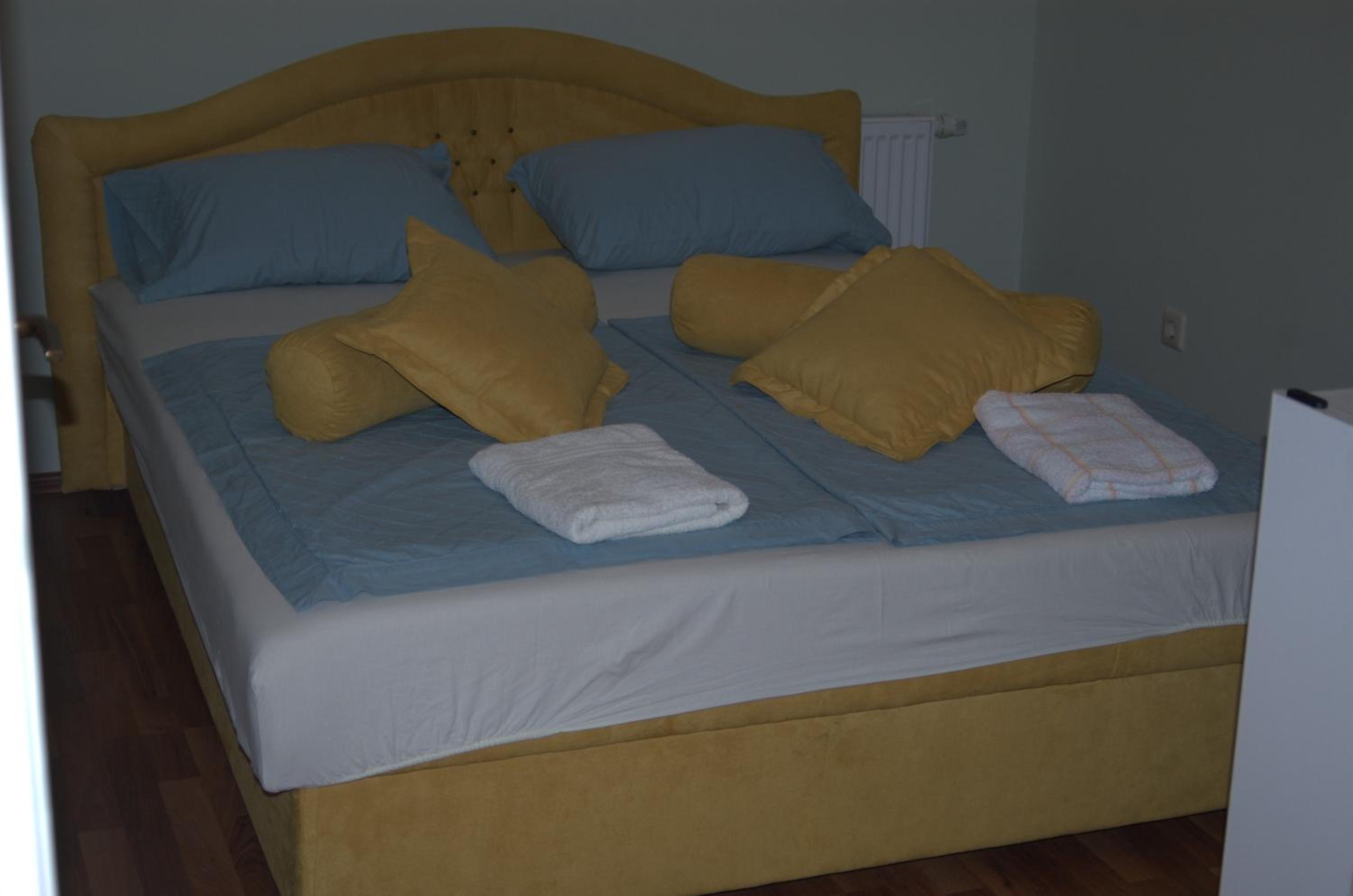 Photo 44
