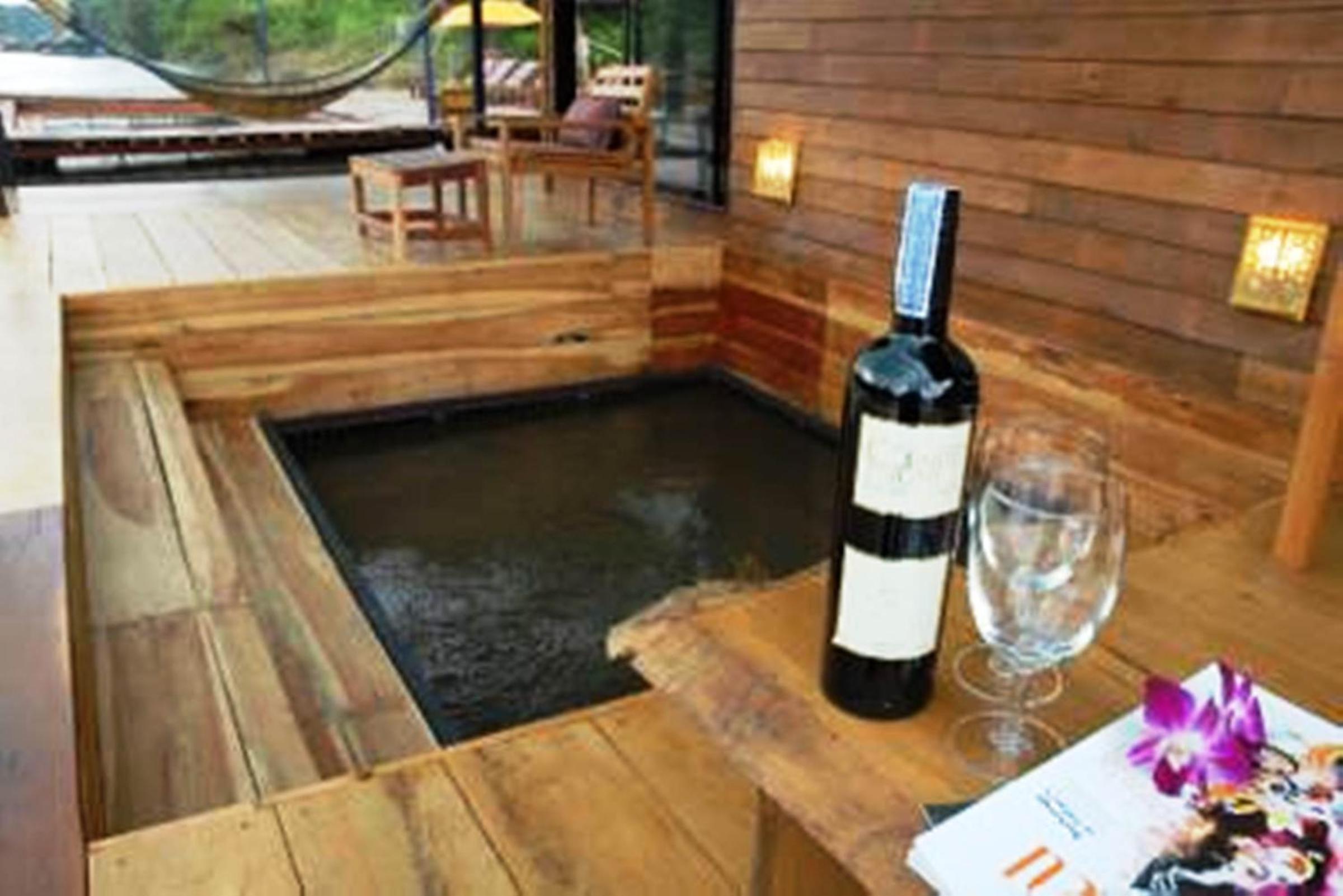 Boutique Raft Resort, River Kwai