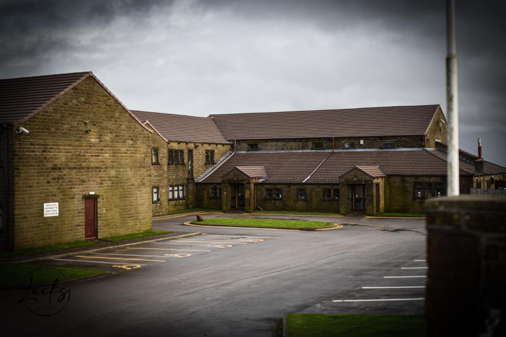 Huddersfield Vacations - Pennine Manor Hotel - Property Image 4