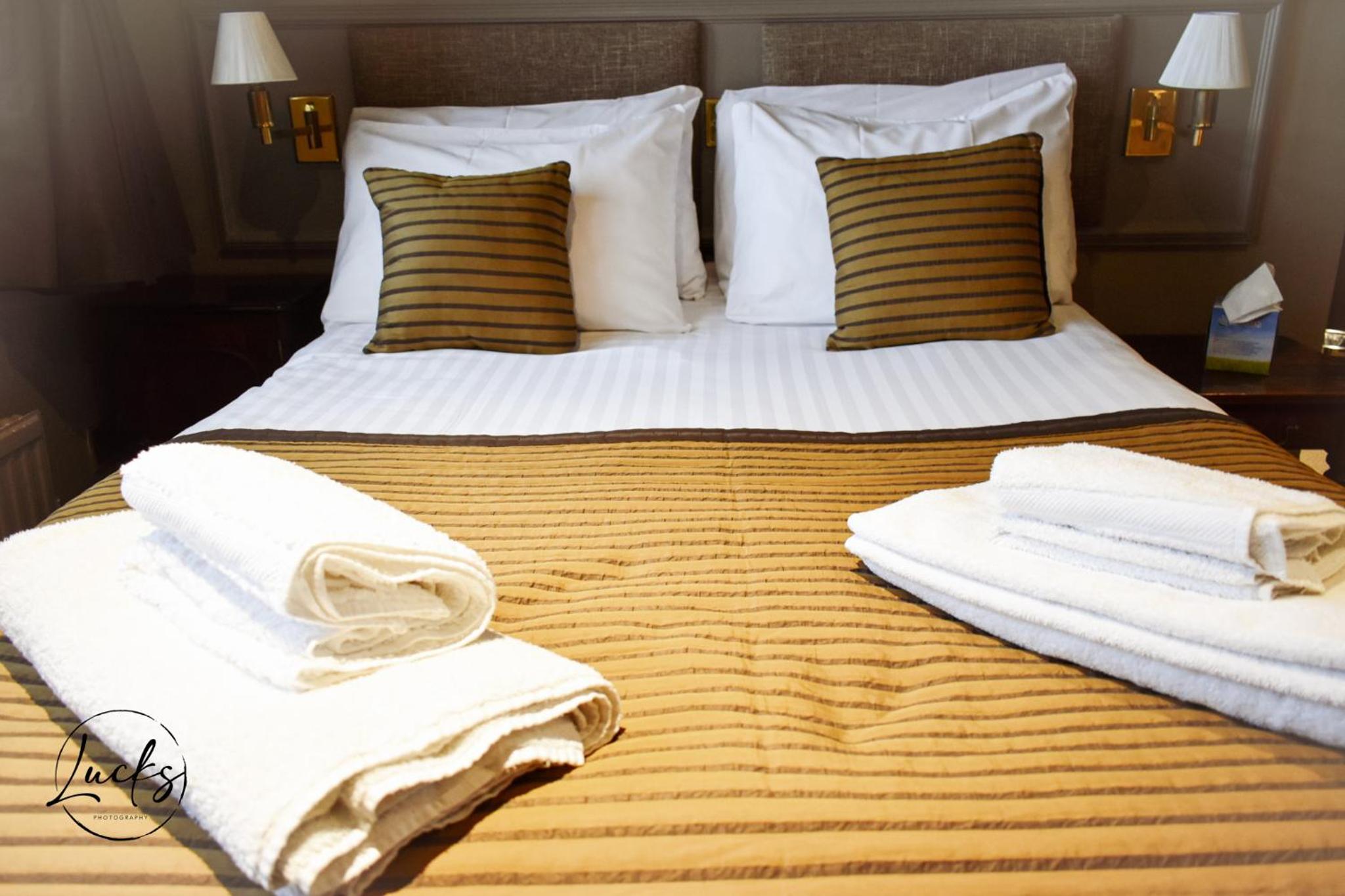 Huddersfield Vacations - Pennine Manor Hotel - Property Image 3