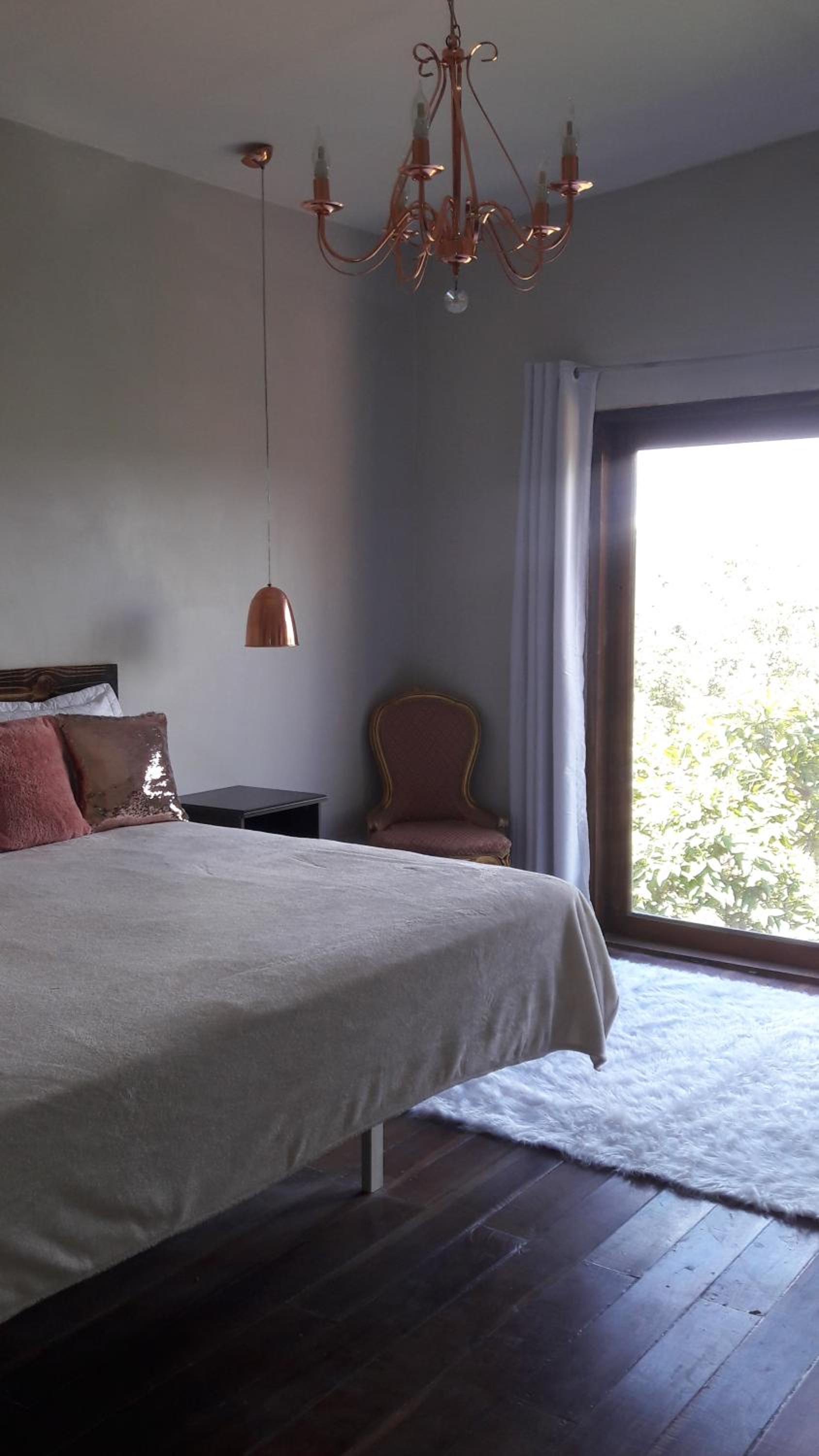 Casa em Alto Paraíso com vista para as montanhas no Eldorado ao lado do centro