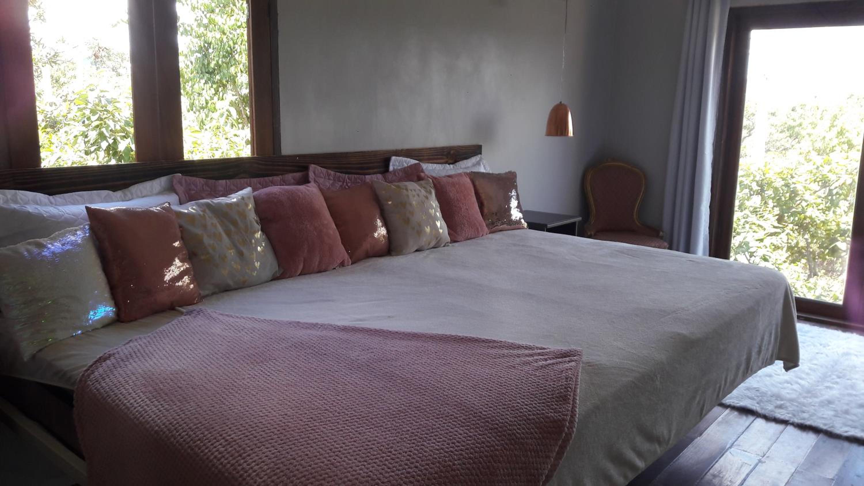 Casa em Alto Paraíso com vista para as montanhas no Eldorado ao lado do centro