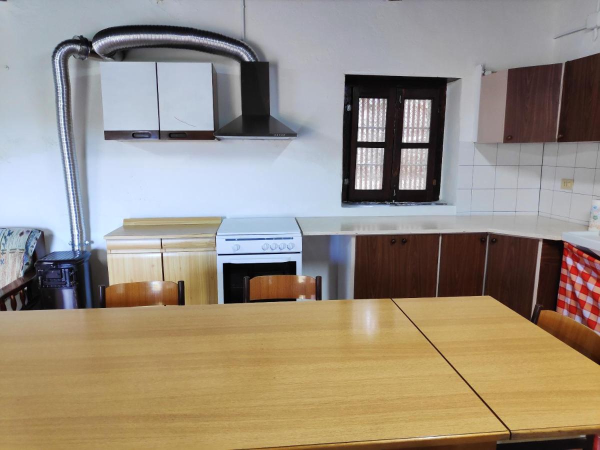 Studio at Mongiove 800 m away from the beach with enclosed garden view 4