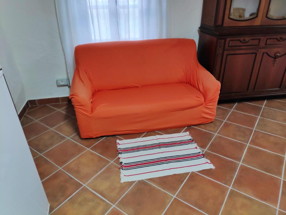 Studio at Mongiove 800 m away from the beach with enclosed garden view 5