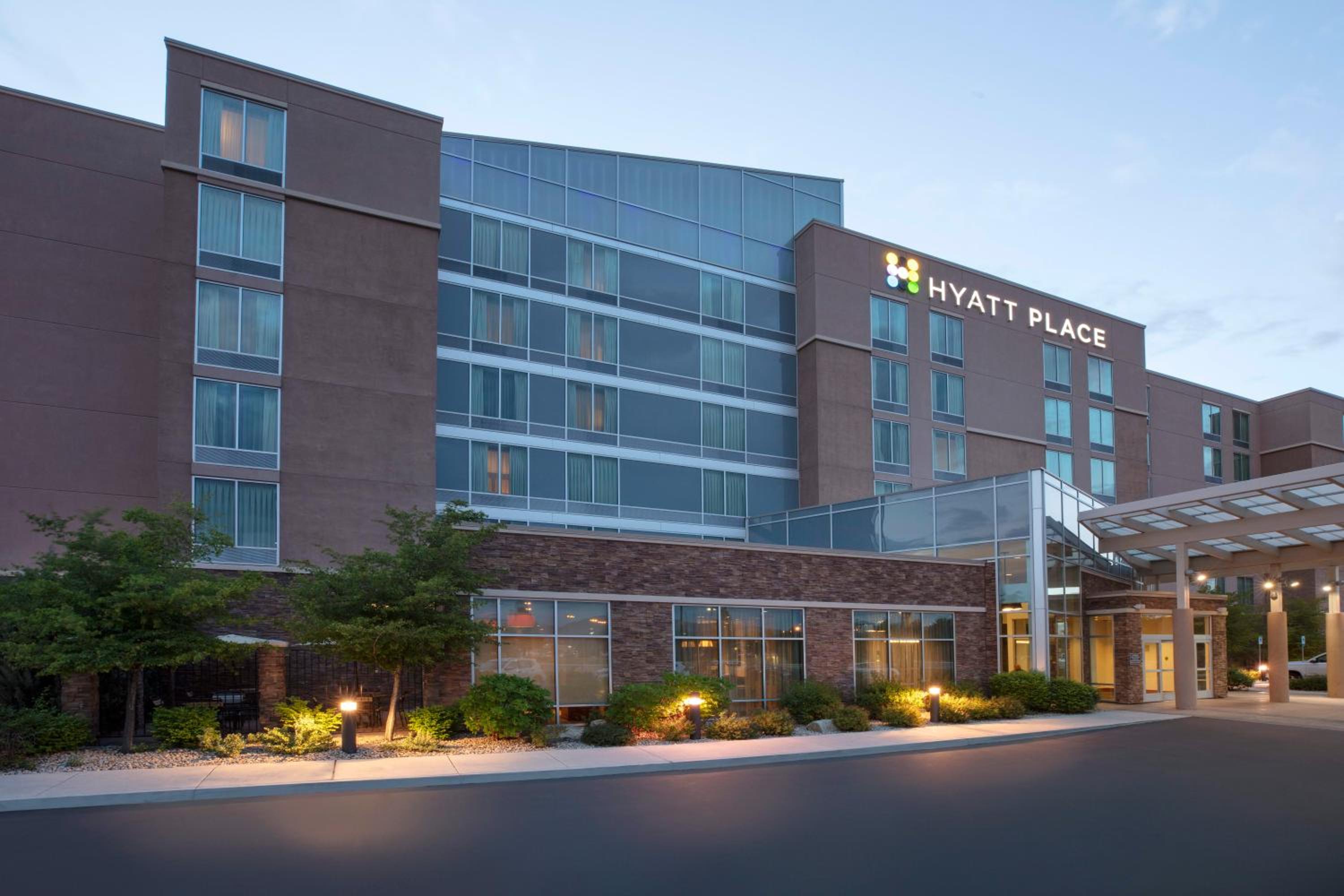 Reno Vacations - Hyatt Place Reno/Tahoe Airport - Property Image 19