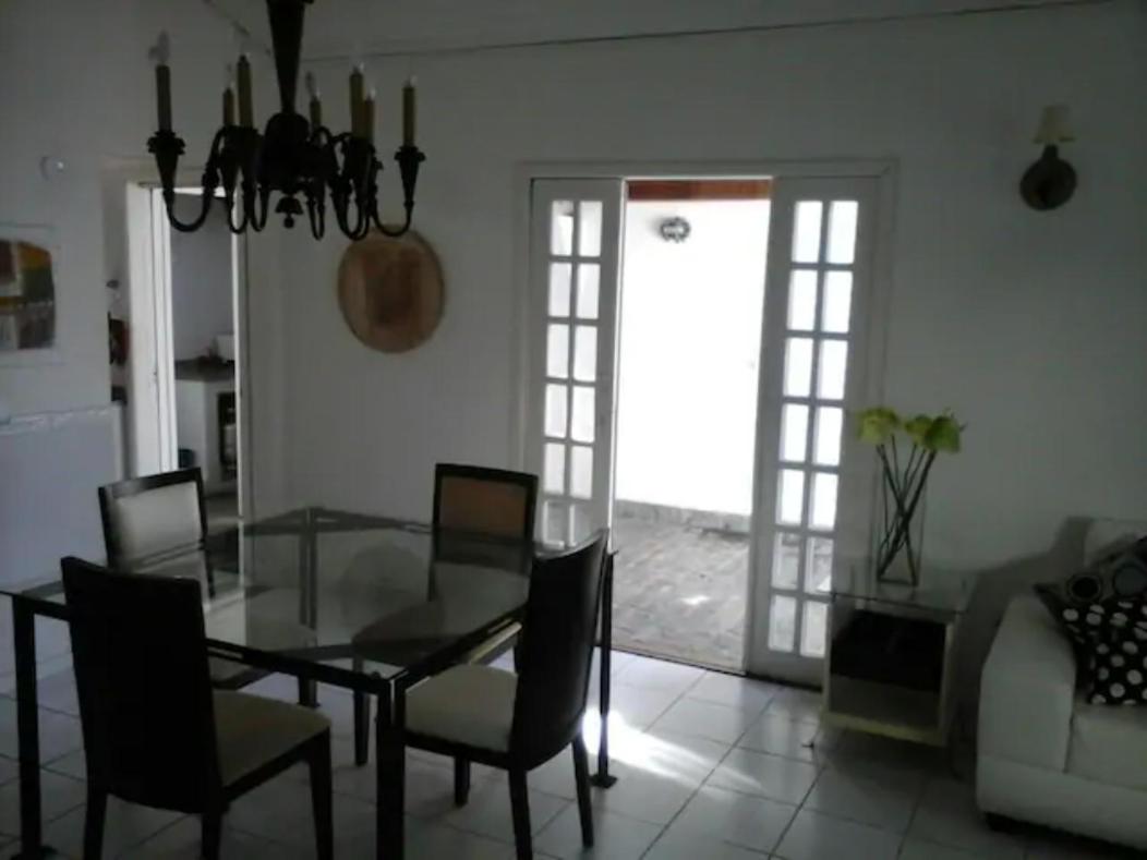 Linda casa para temporada no Peró/Cabo Frio