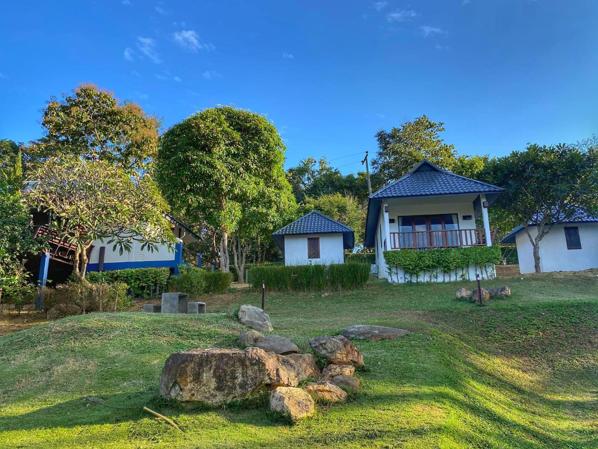 Diamond Village Pai