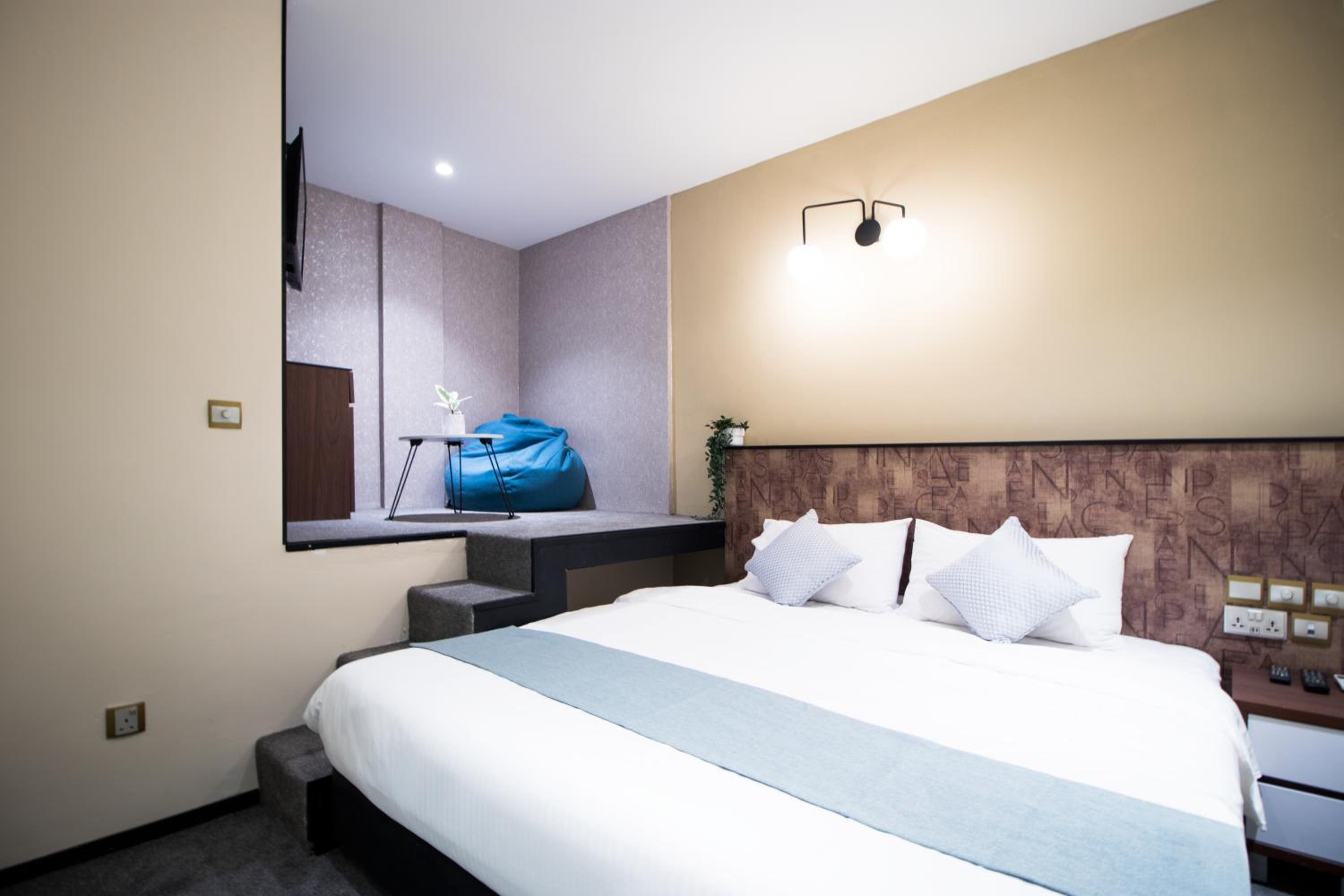 Harbour Ville Hotel - Hamilton photo 4