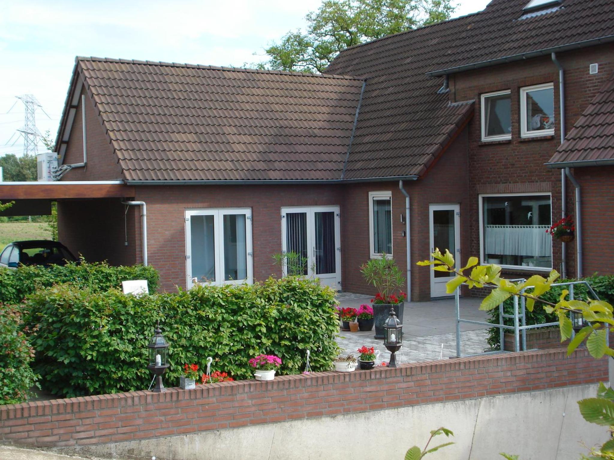 P & P Leudal view 3