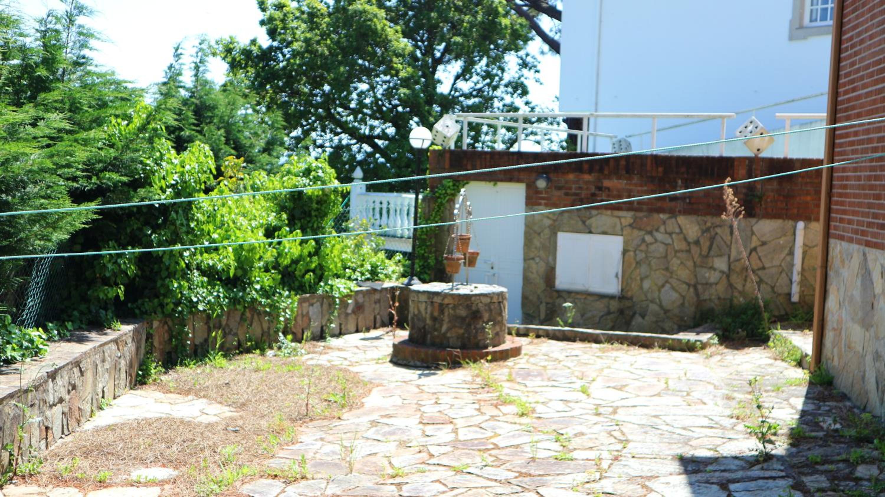 Spacious house with terrace near Boiro sea view