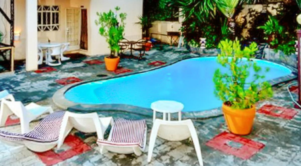 Studio with shared pool furnished terrace and wifi at Pereybere 1 km away from the beach
