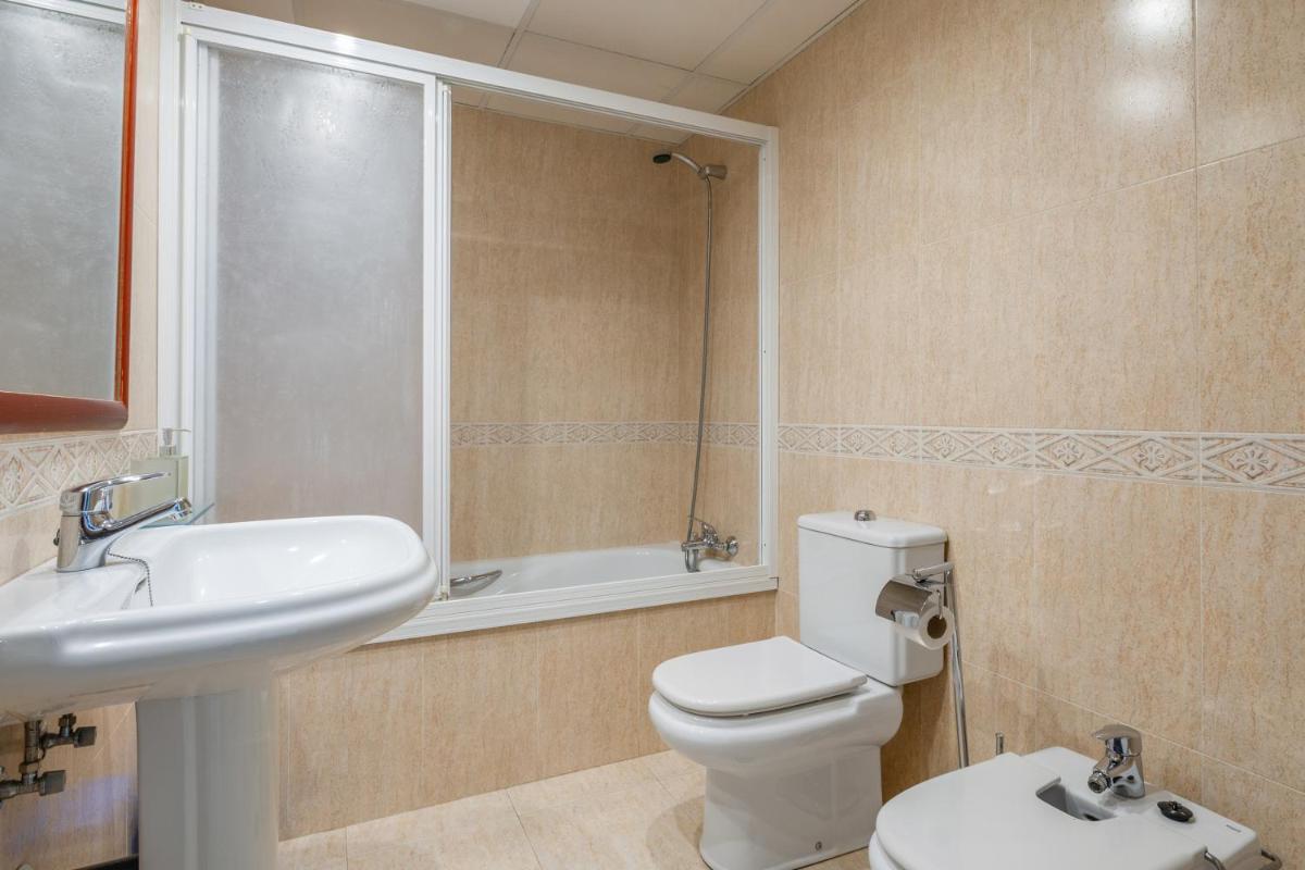 4 bedrooms house at Almunecar 400 m away from the beach with sea view private pool and furnished terrace